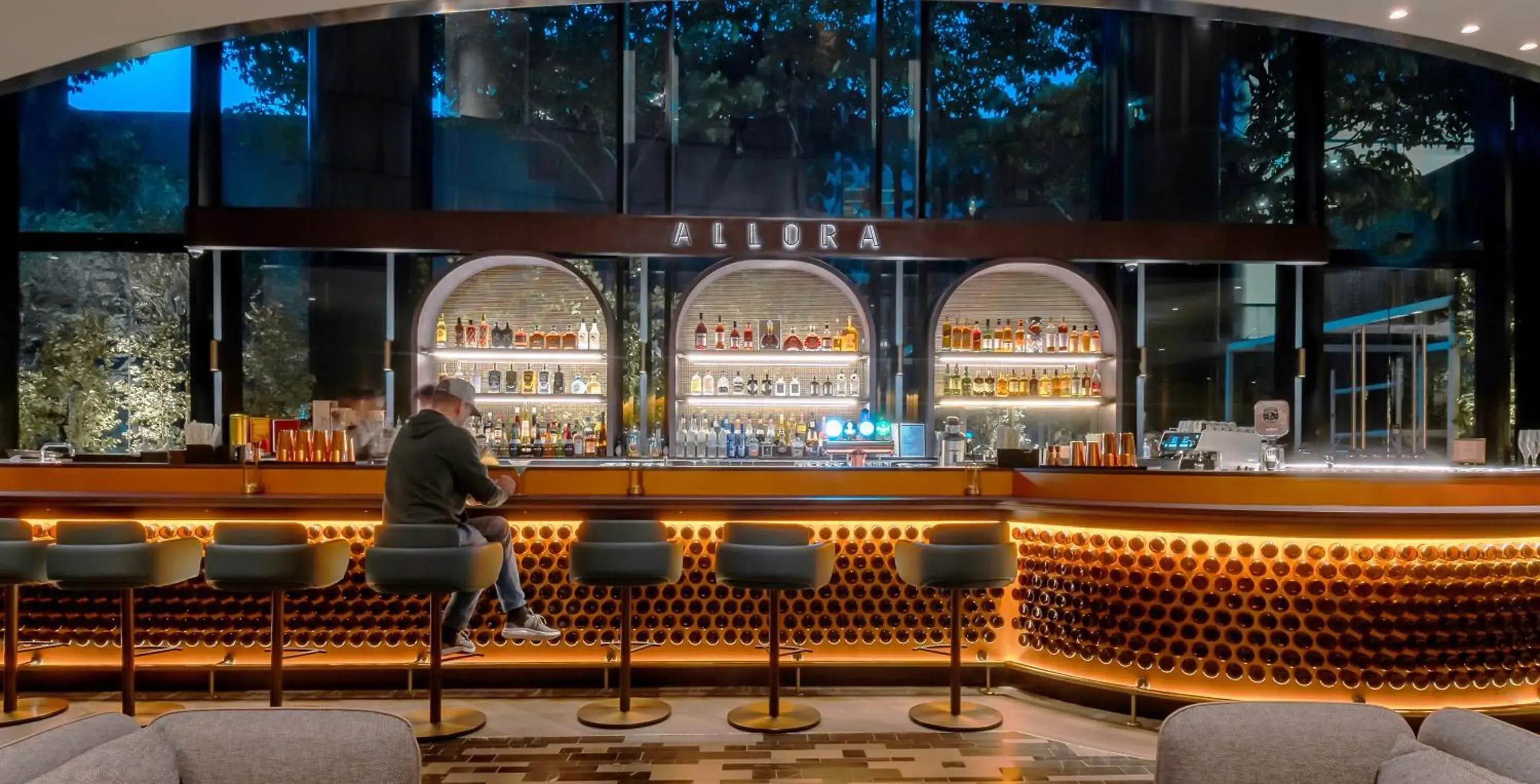 Restaurant/places to eat in Crowne Plaza Changi Airport by IHG Restaurant/places to eat in Crowne Plaza Changi Airport by IHG