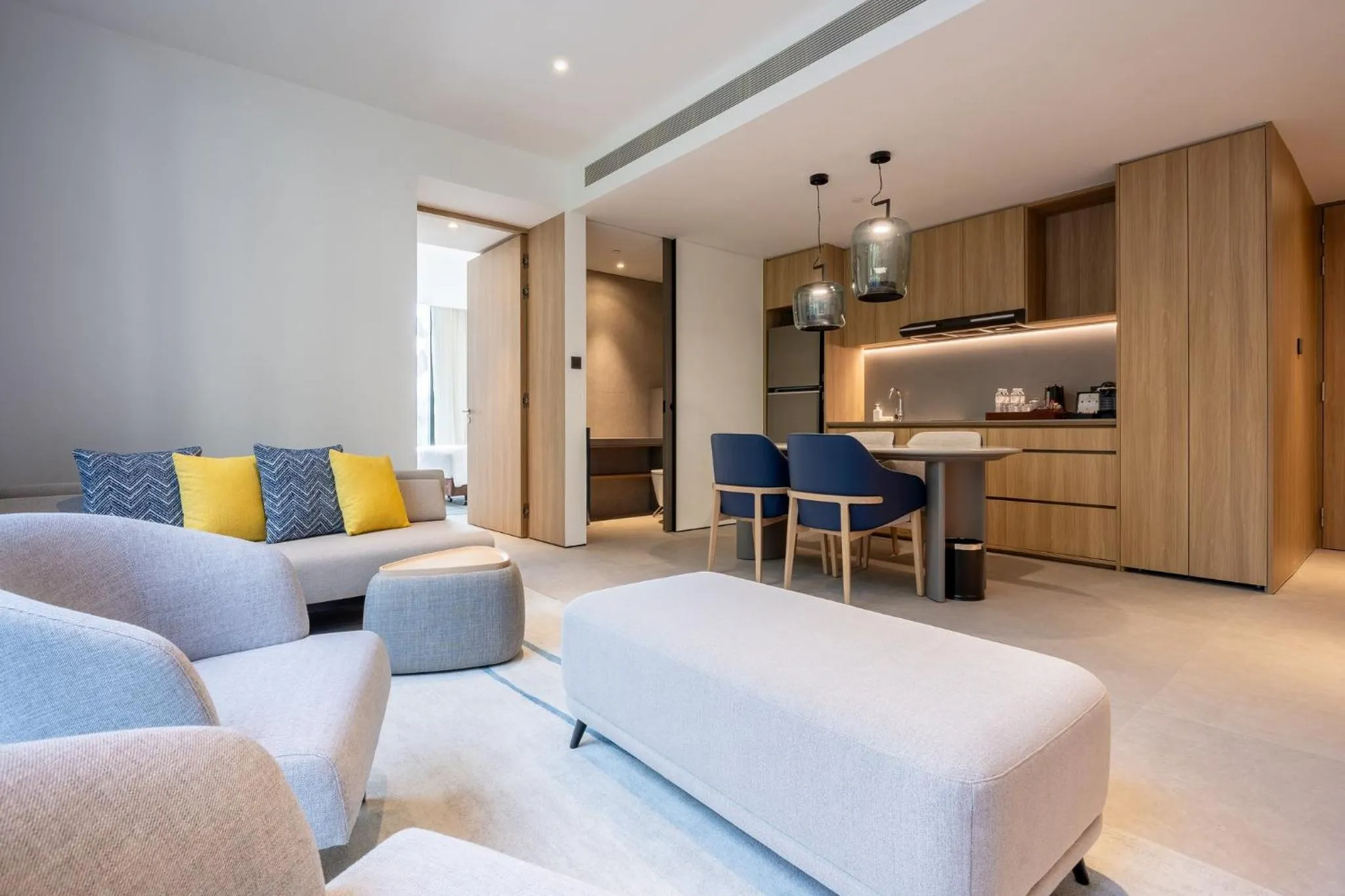 Photo of the whole room in Crowne Plaza Changi Airport by IHG