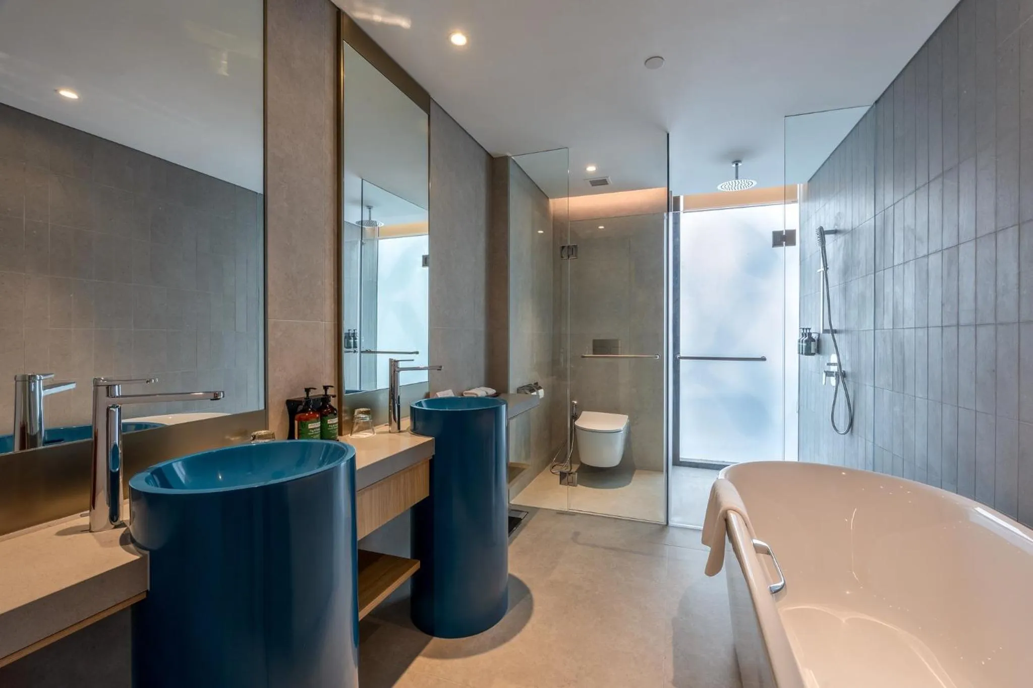 Bathroom in Crowne Plaza Changi Airport by IHG