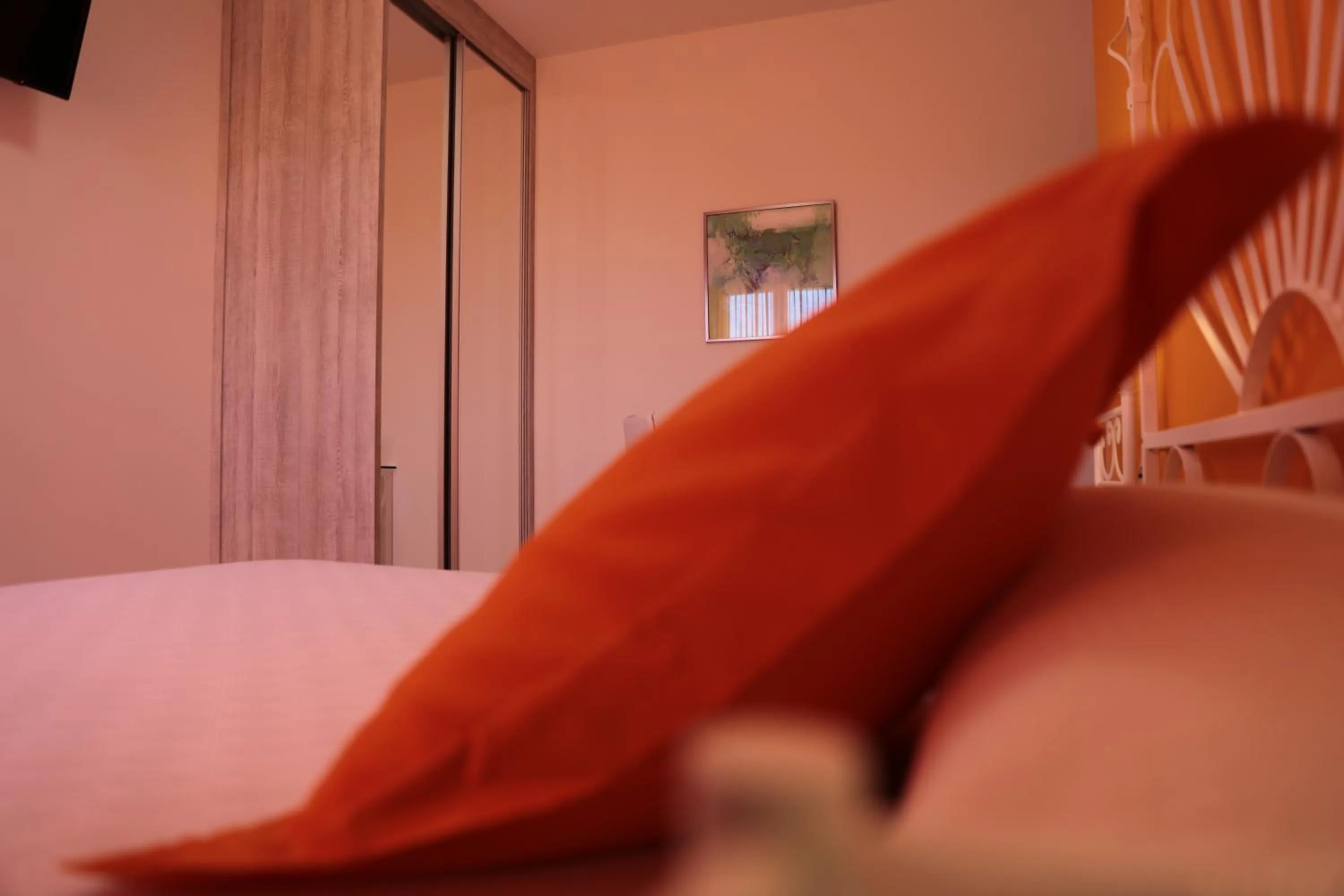 Bedroom, Bed in Hotel Playa de las Catedrales