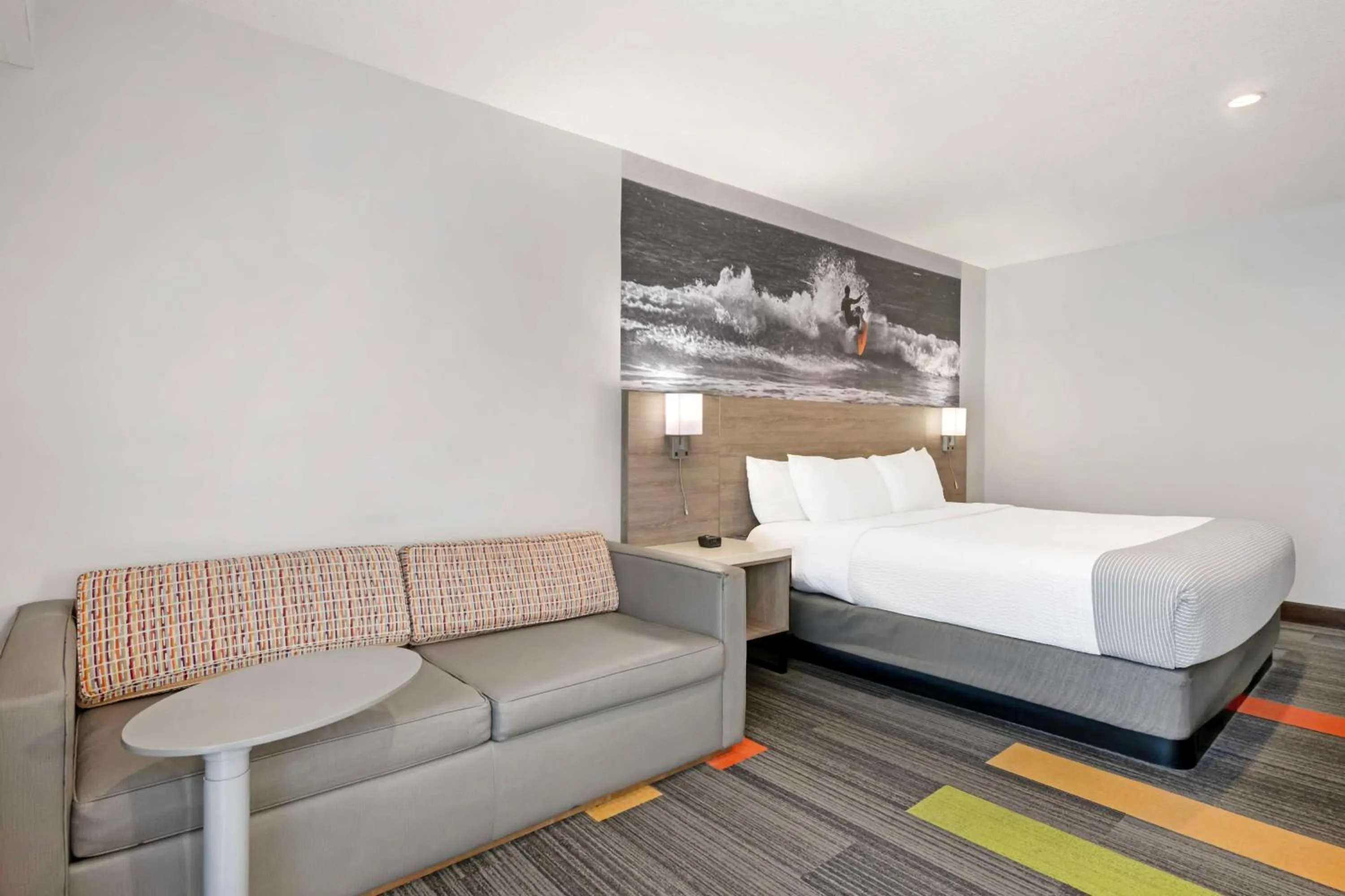 Bedroom, Bed in Best Western Oceanfront