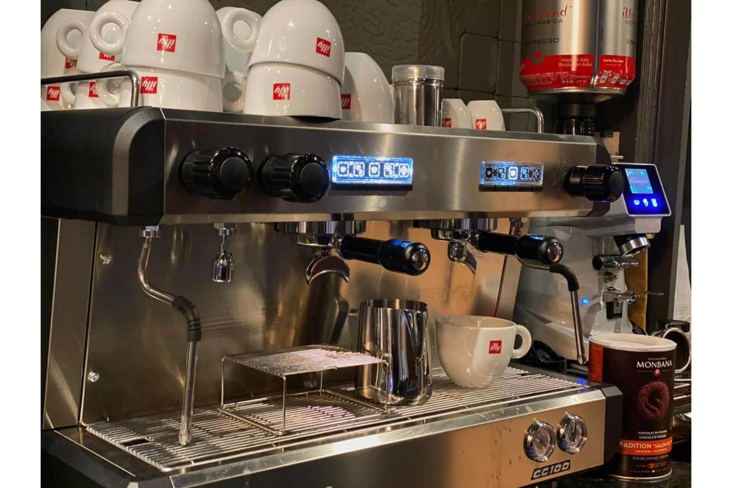 Restaurant/places to eat in OYO The Leven