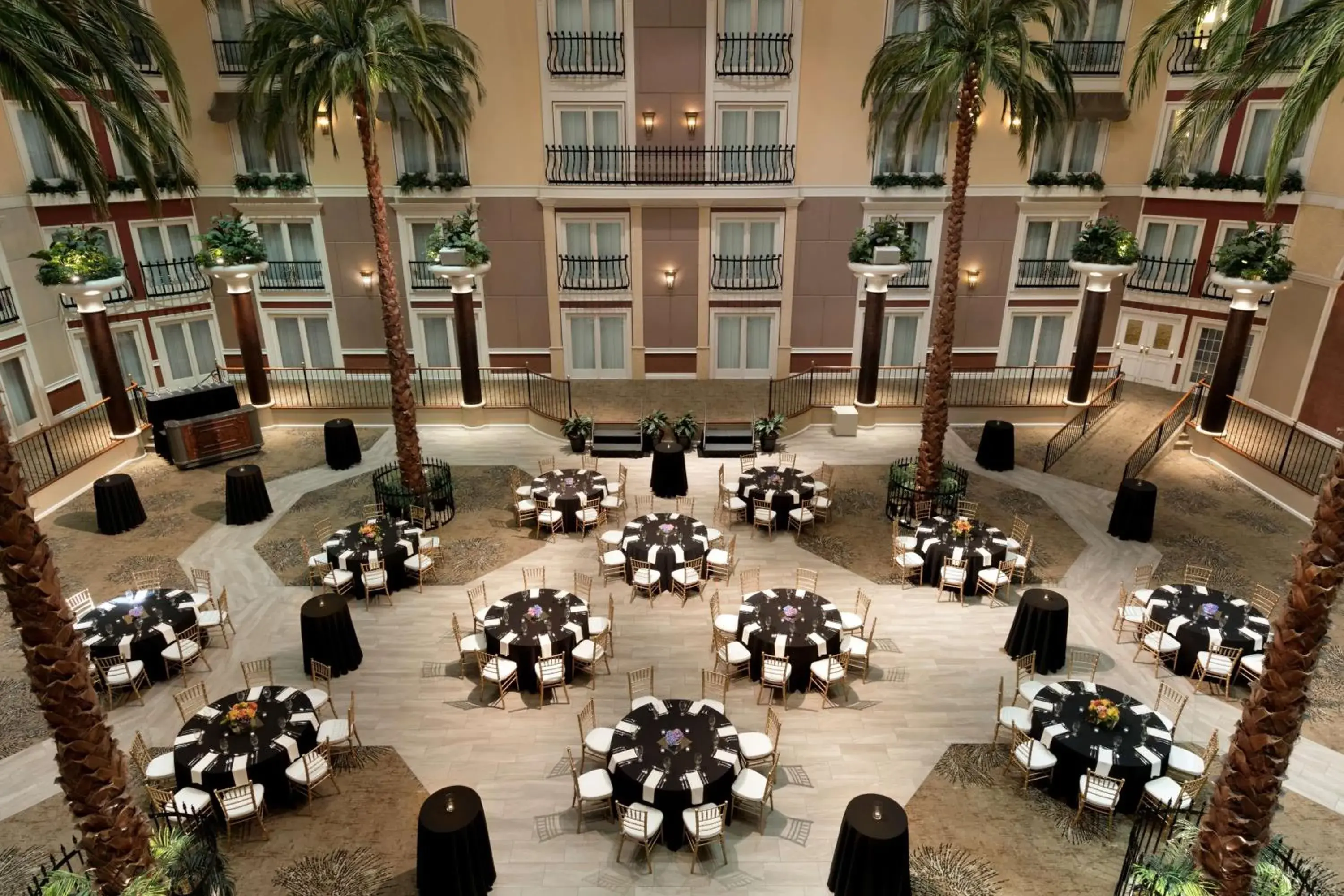 Lobby or reception in DoubleTree Resort by Hilton Lancaster Lobby or reception in DoubleTree Resort by Hilton Lancaster