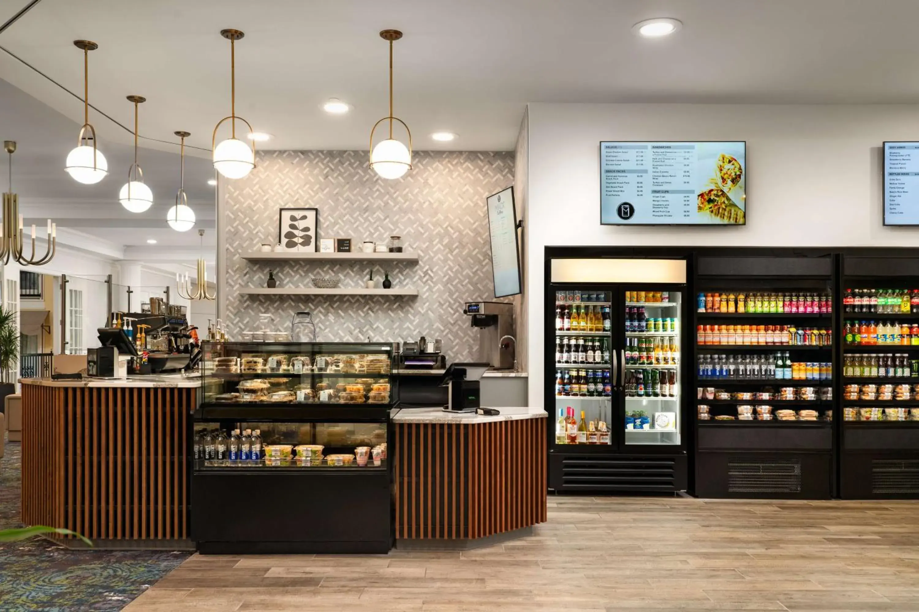 Lounge or bar in DoubleTree Resort by Hilton Lancaster Lounge or bar in DoubleTree Resort by Hilton Lancaster