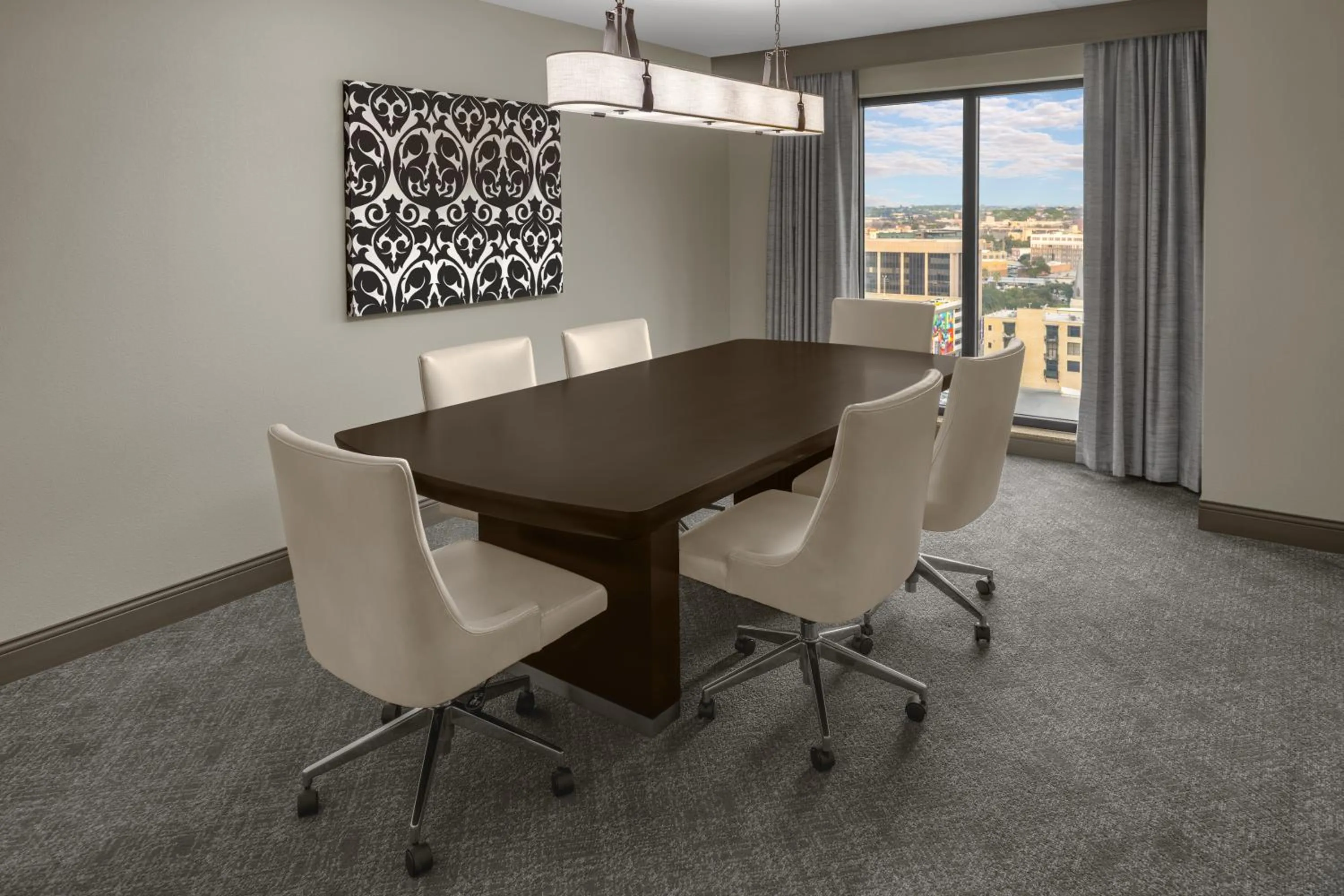 Living room in Embassy Suites San Antonio Riverwalk-Downtown