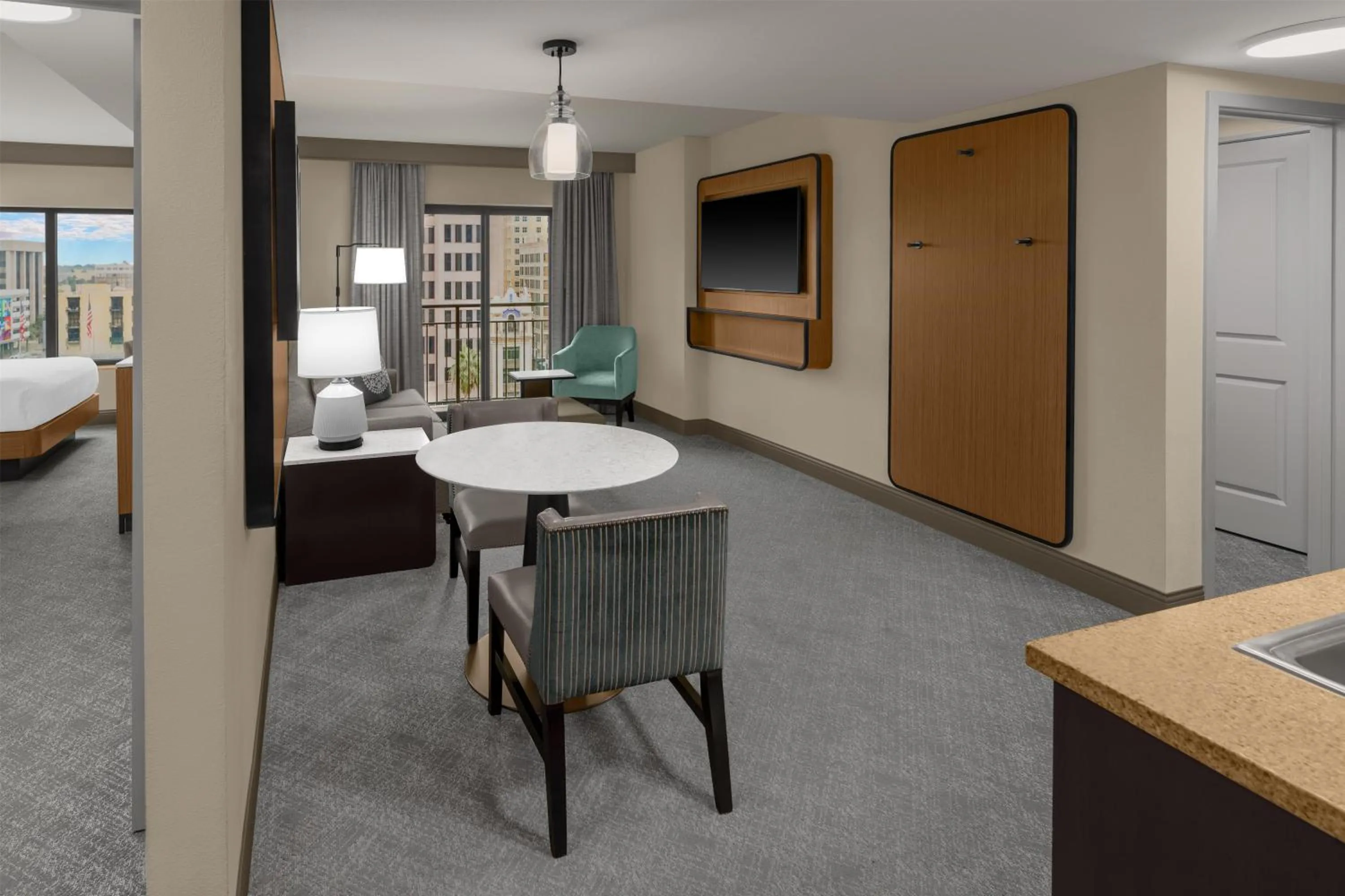 Living room, Bed in Embassy Suites San Antonio Riverwalk-Downtown