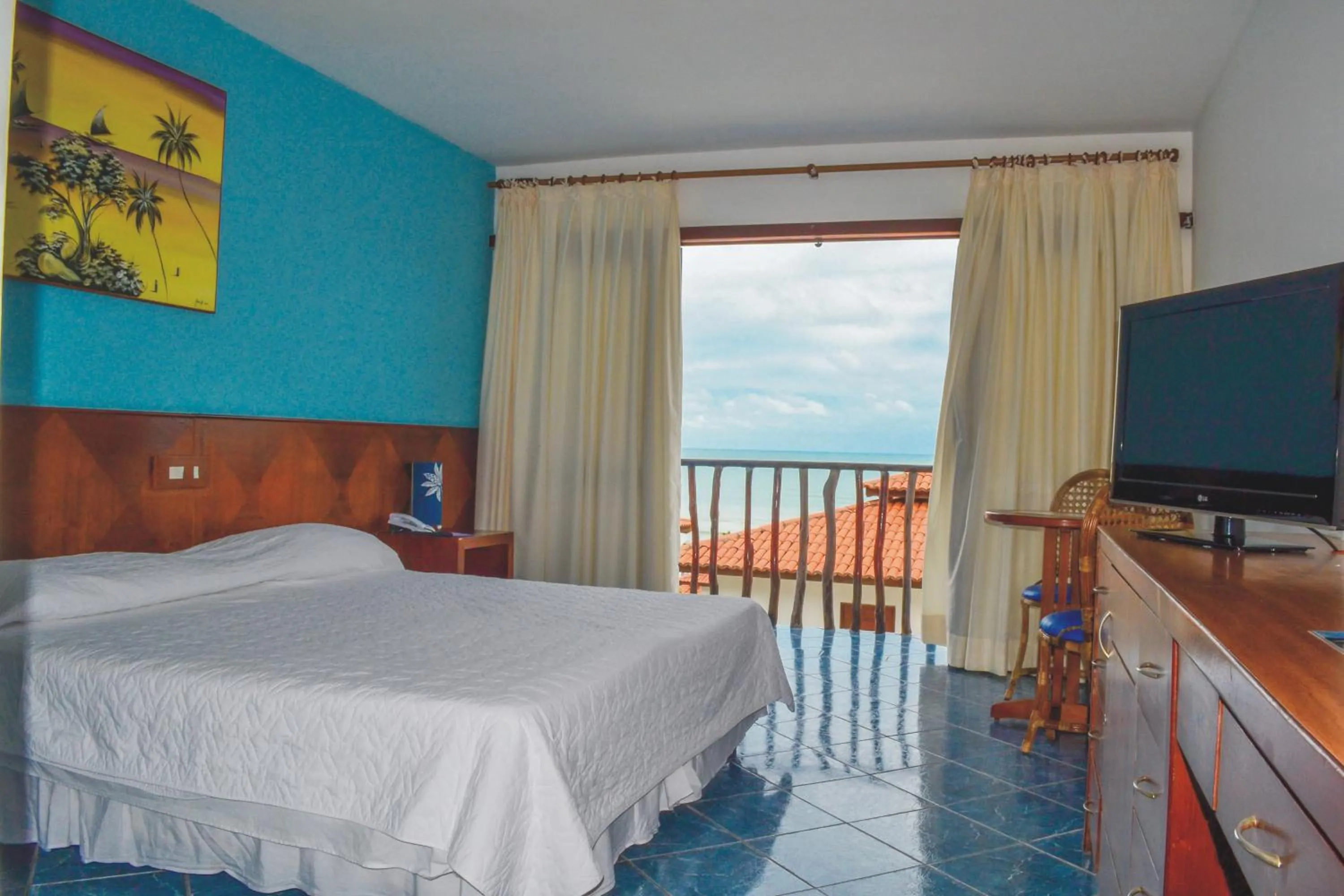 Photo of the whole room, Bed in D Beach Resort