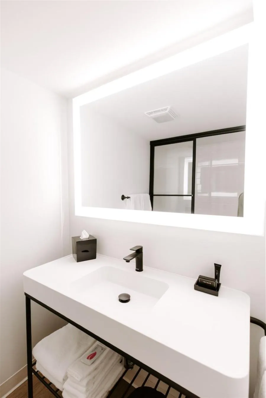 Bathroom, Bed in SeaLoft Oceanfront Hotel