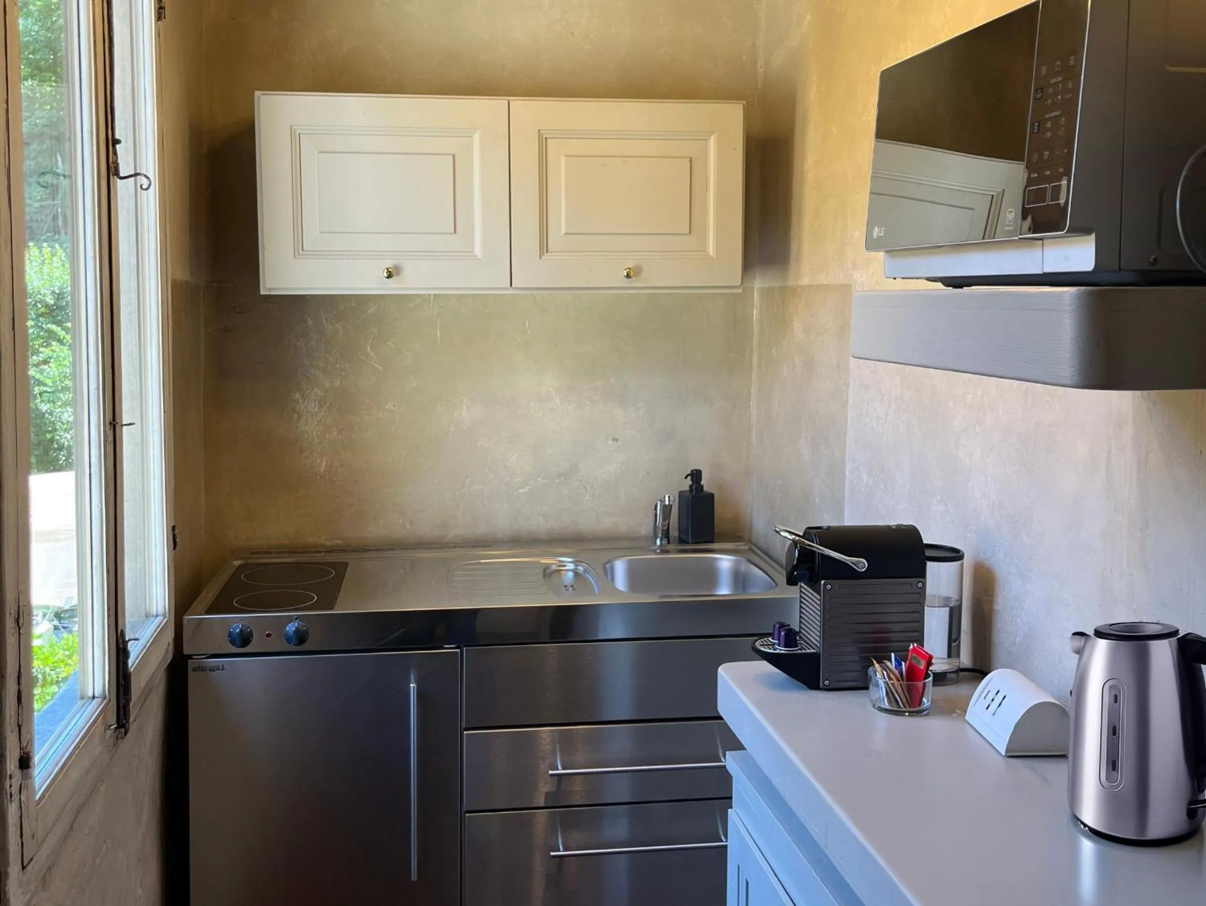 kitchen in Numa Florence Palazzo San Niccolò