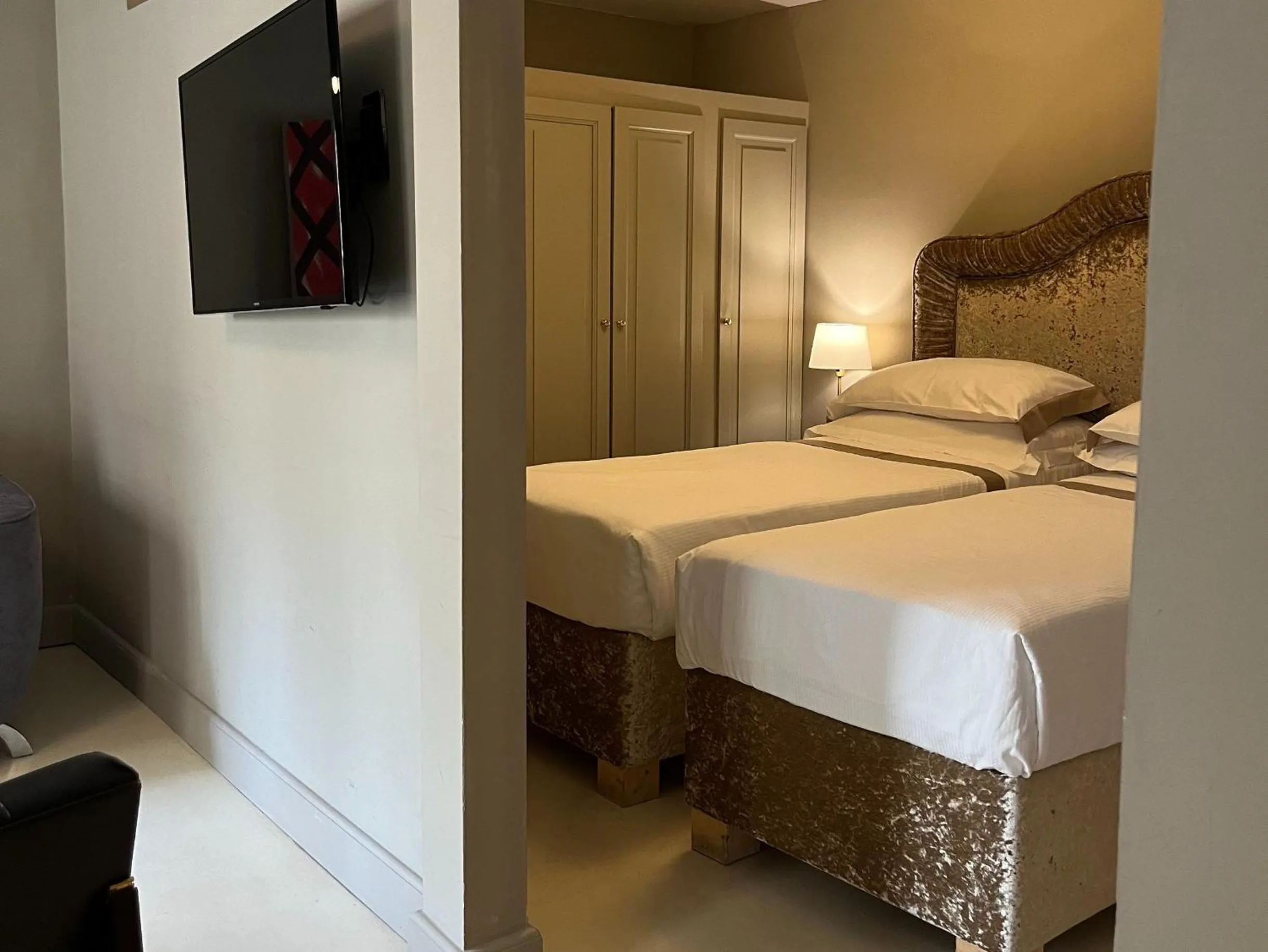 Bed in Numa Florence Palazzo San Niccolò