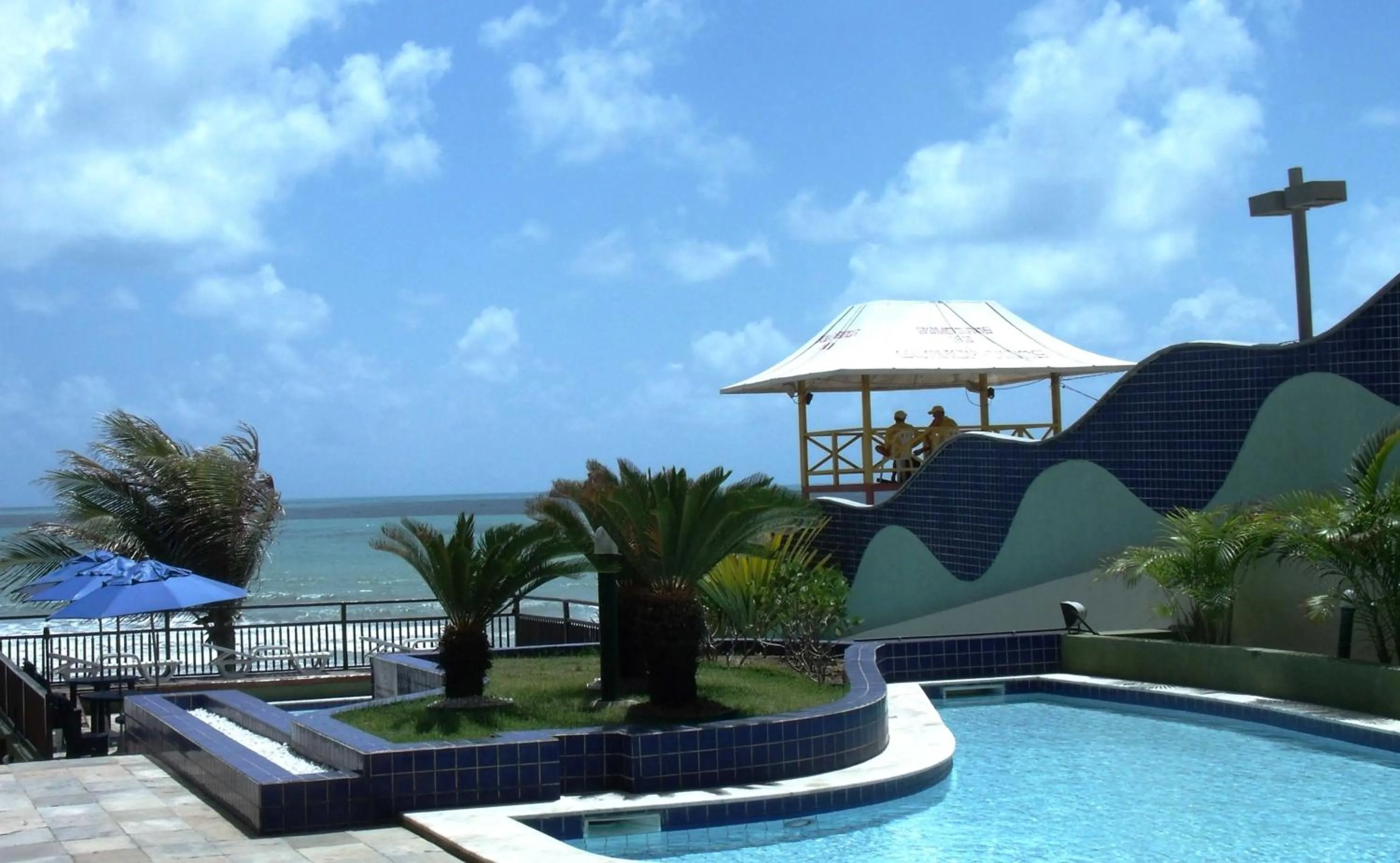 Swimming pool in Blue Marlin Apartments