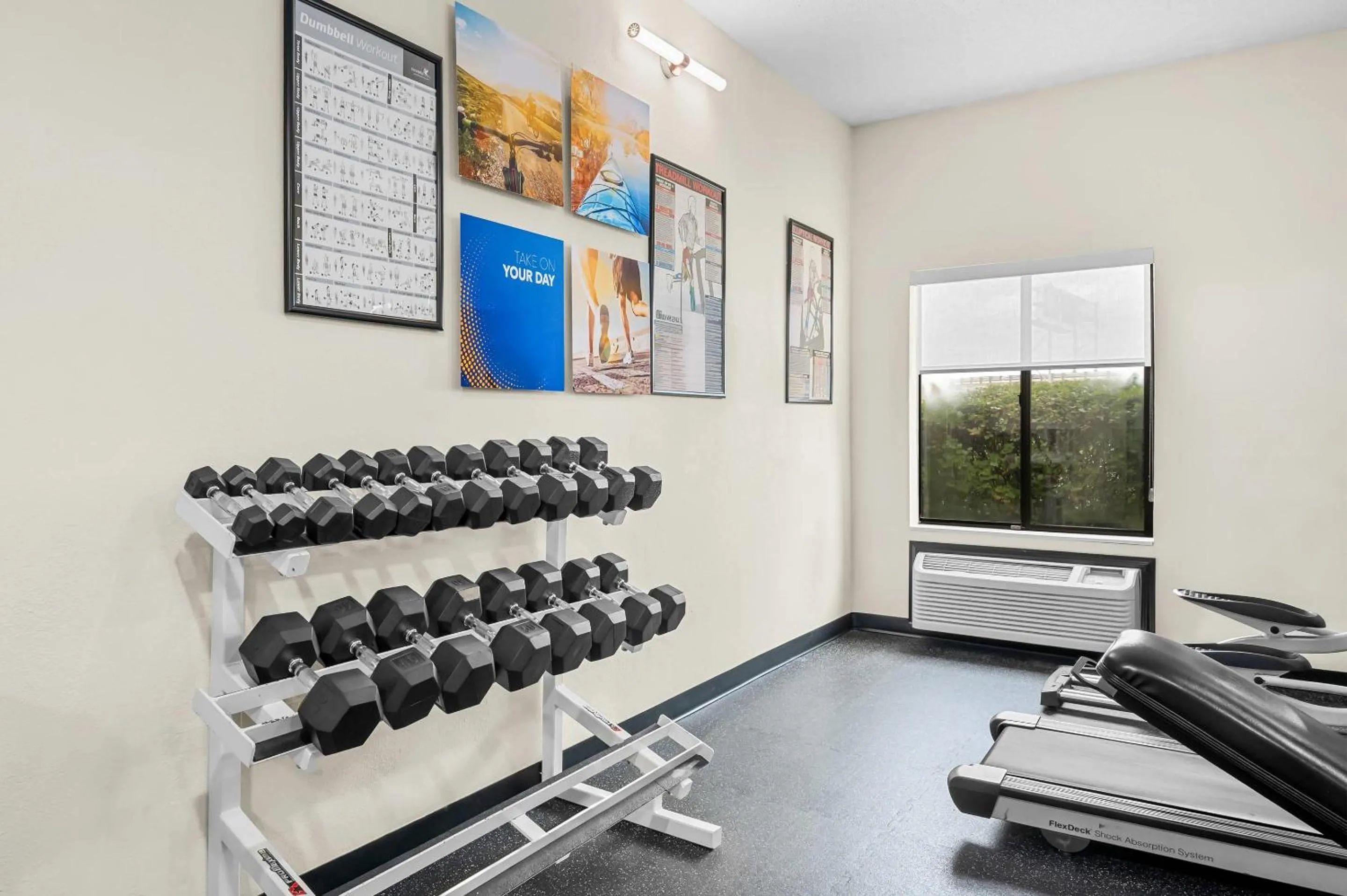Fitness centre/facilities in Comfort Inn Indianapolis East