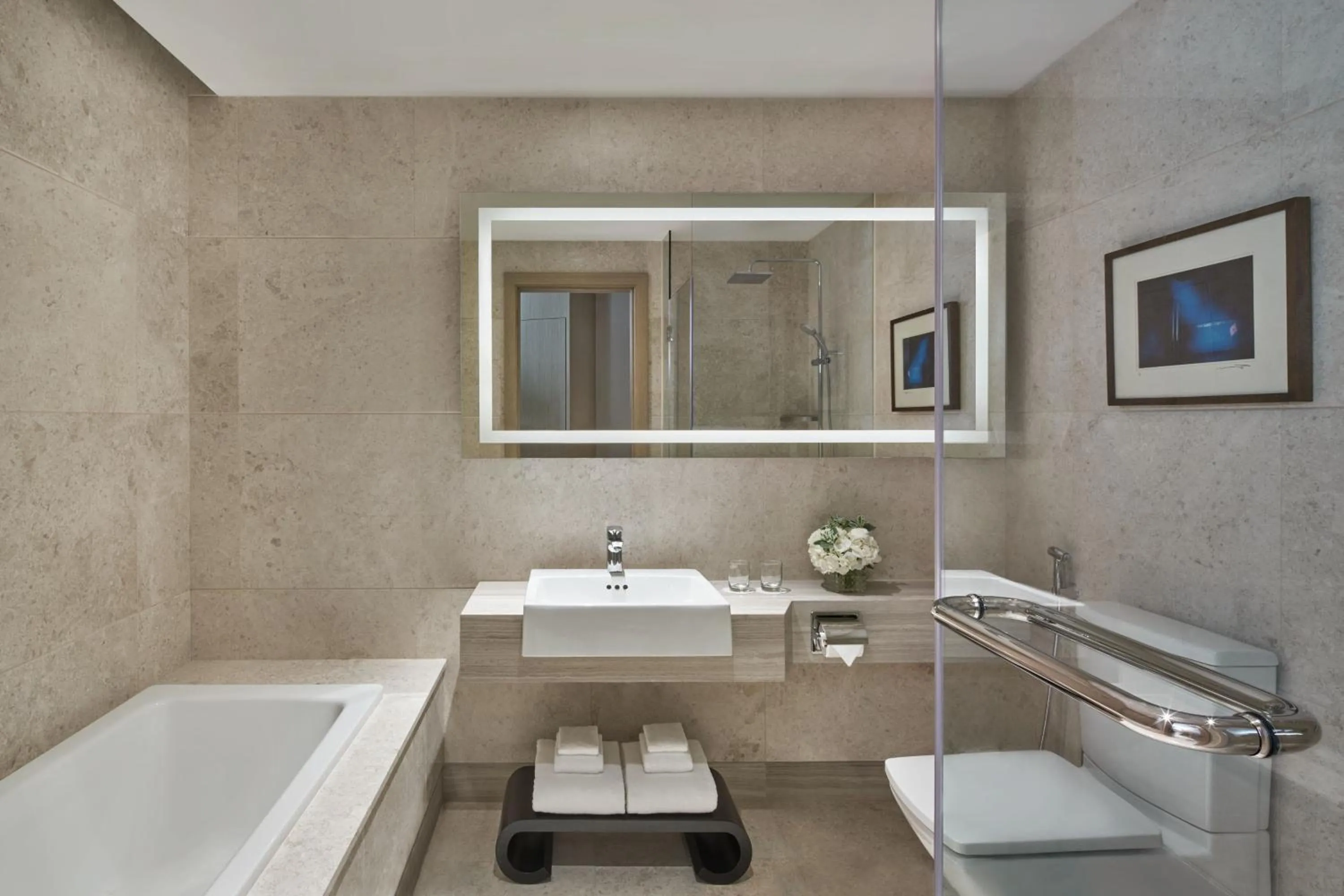 Bathroom in Singapore Marriott Tang Plaza Hotel