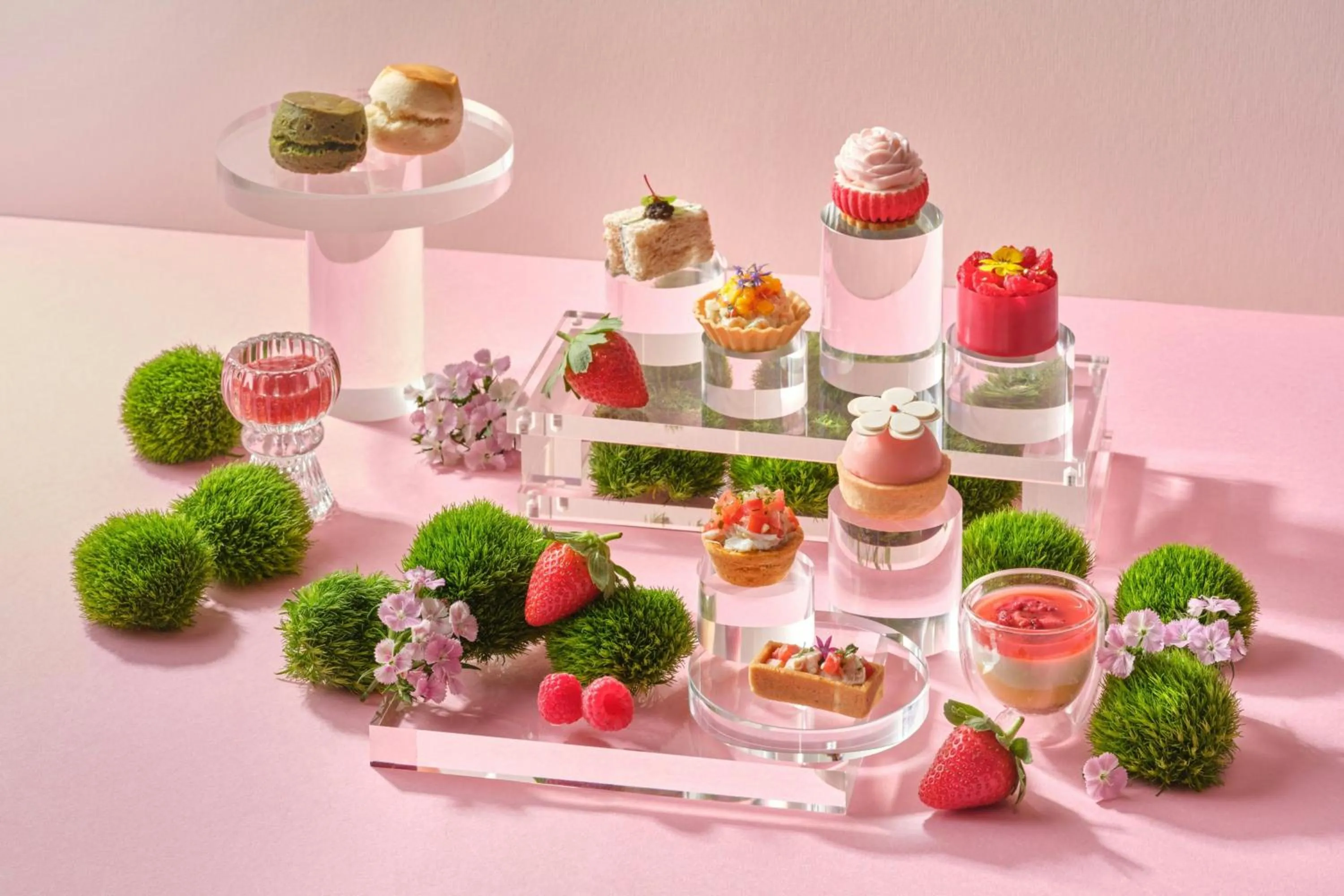 Restaurant/places to eat in Singapore Marriott Tang Plaza Hotel