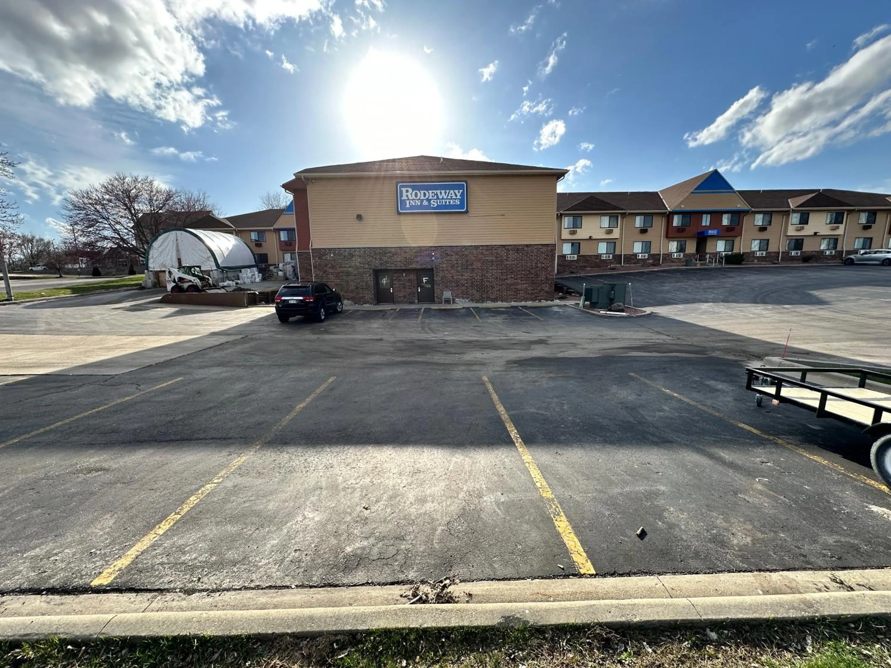 Property building in Rodeway Inn & Suites Madison East