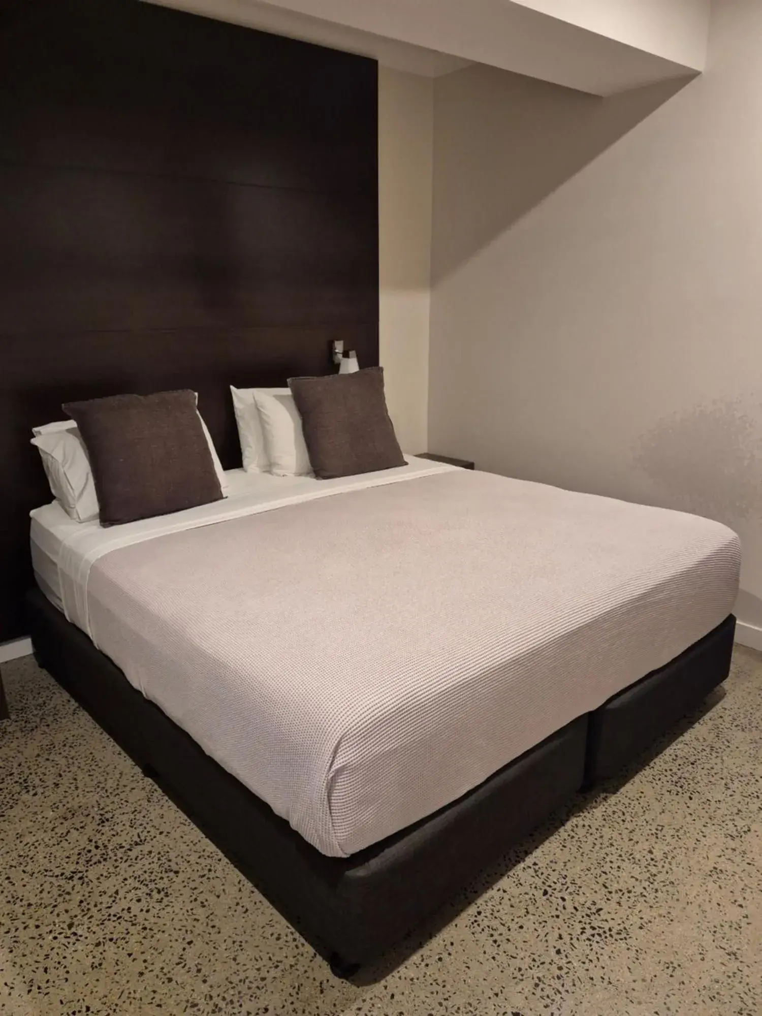 Bed in Sovereign Resort Hotel Bed in Sovereign Resort Hotel