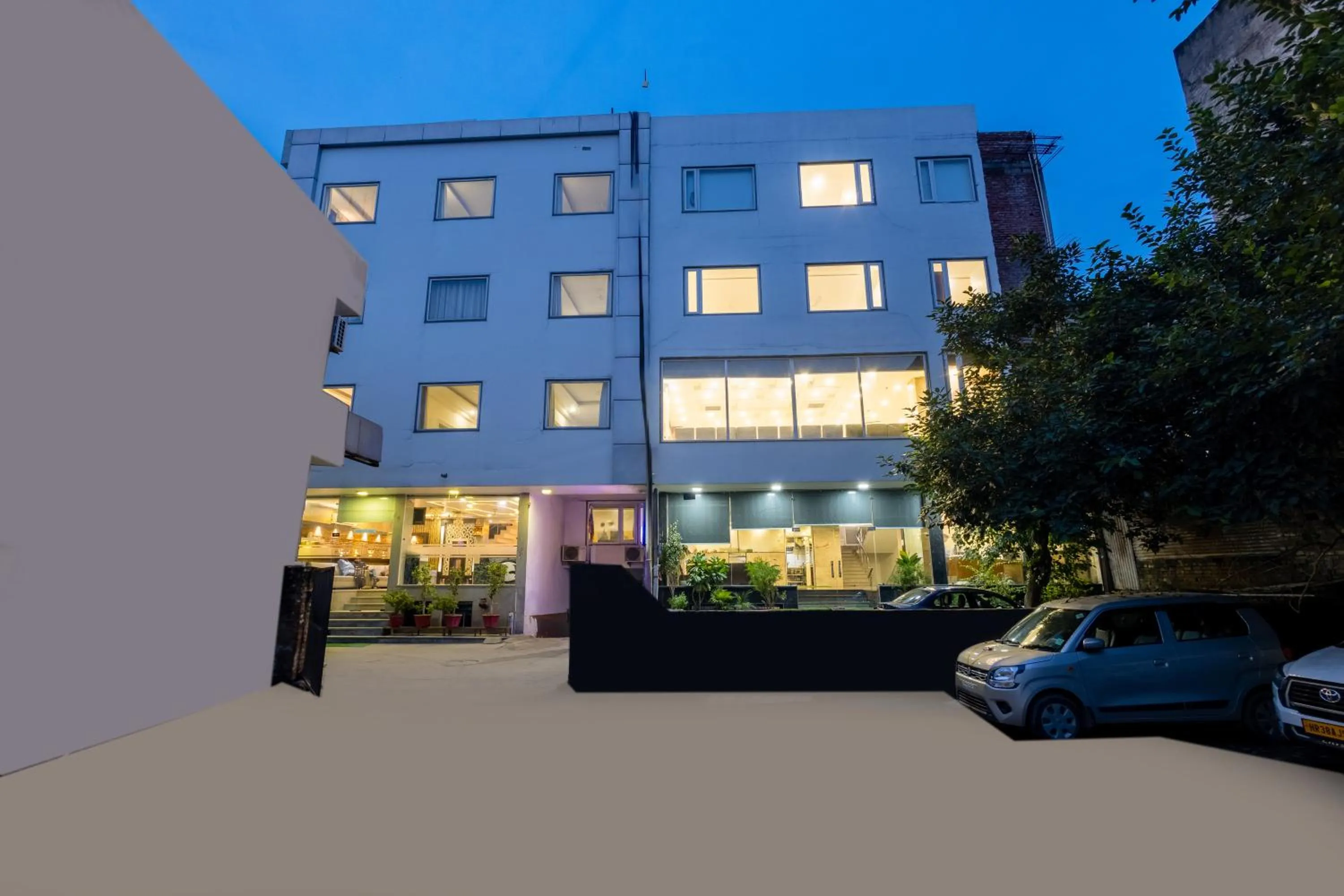 Property building in Arch - Near Aerocity New Delhi