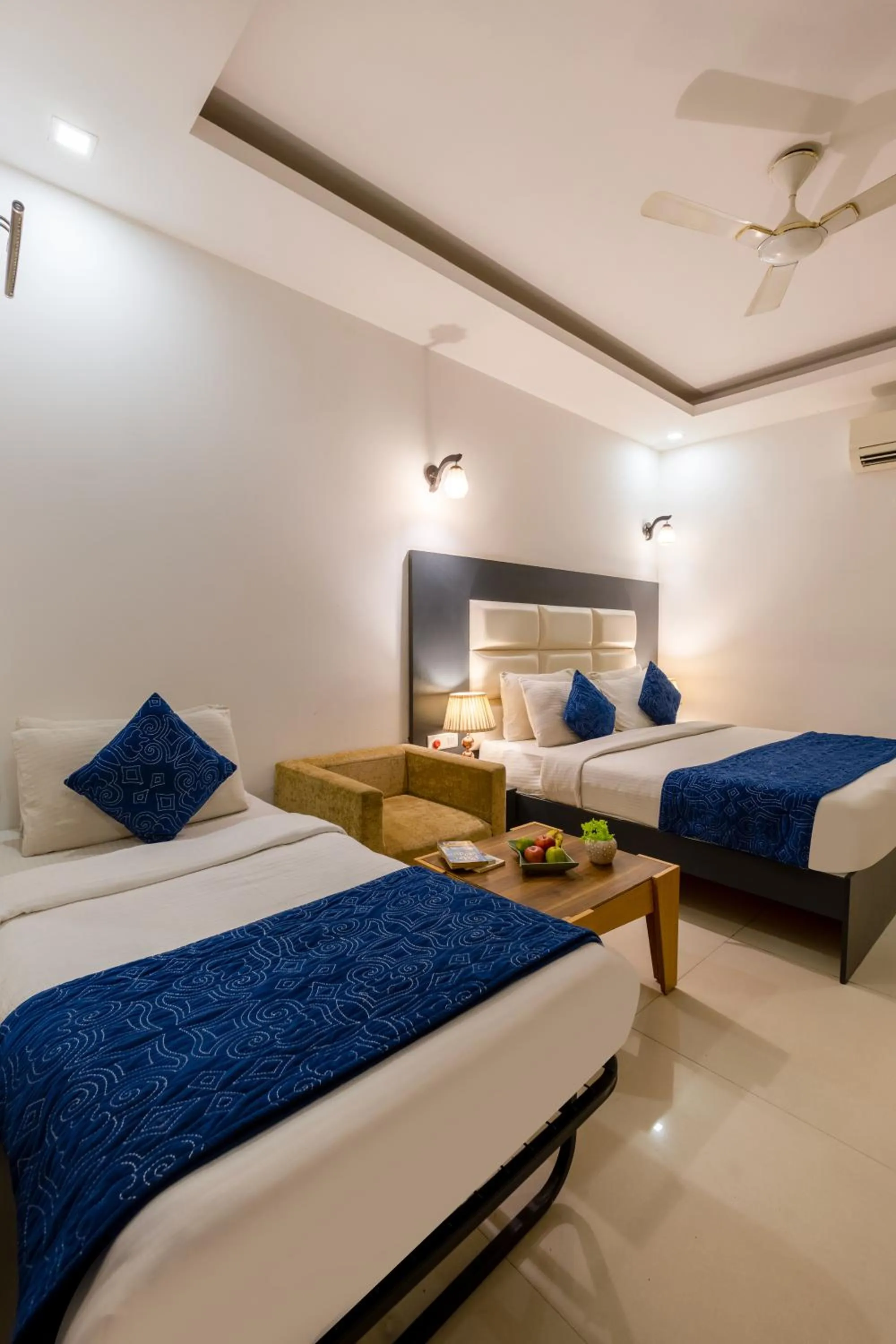Bed in Arch - Near Aerocity New Delhi