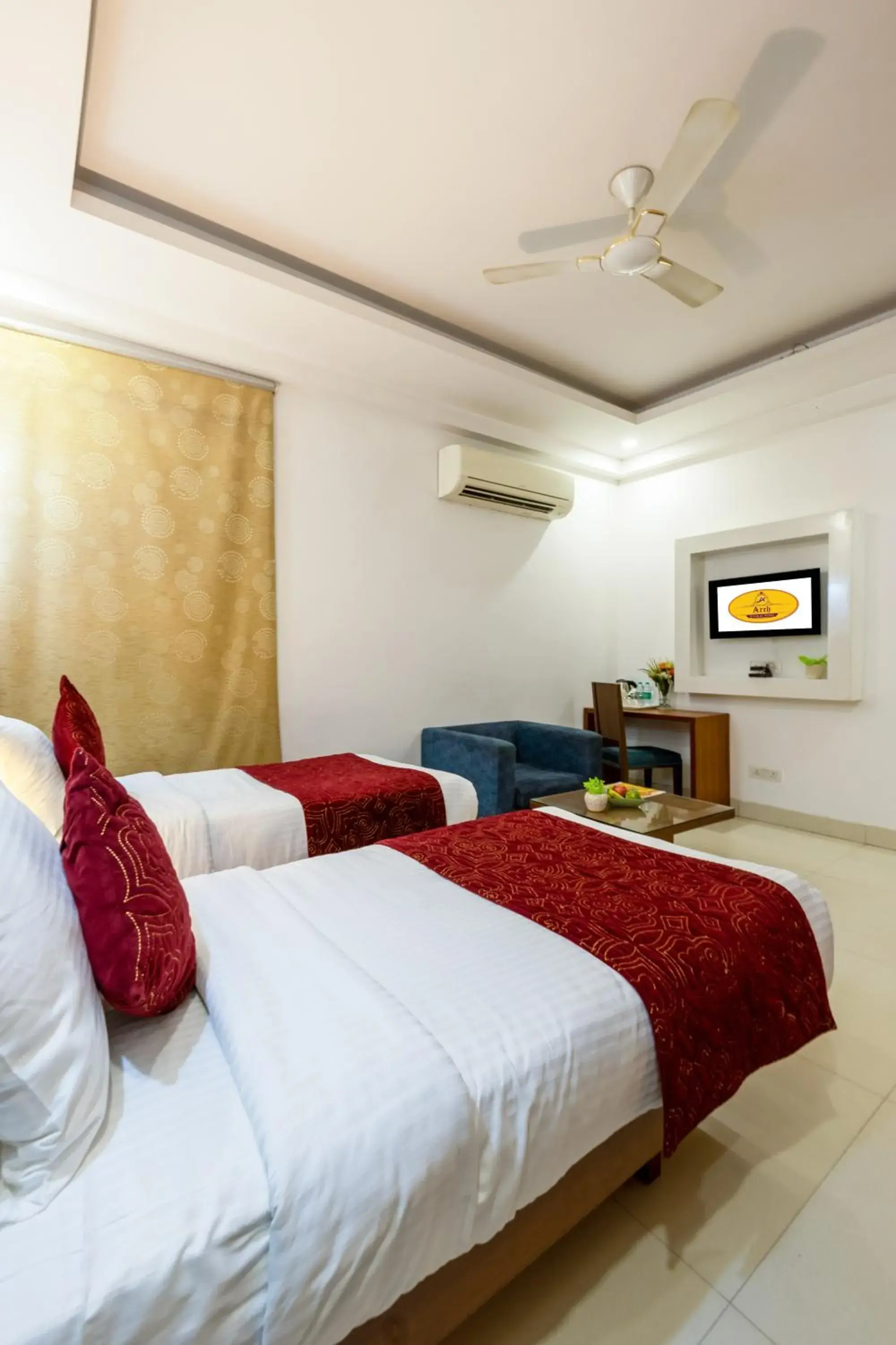 Arch - Near Aerocity New Delhi Arch - Near Aerocity New Delhi