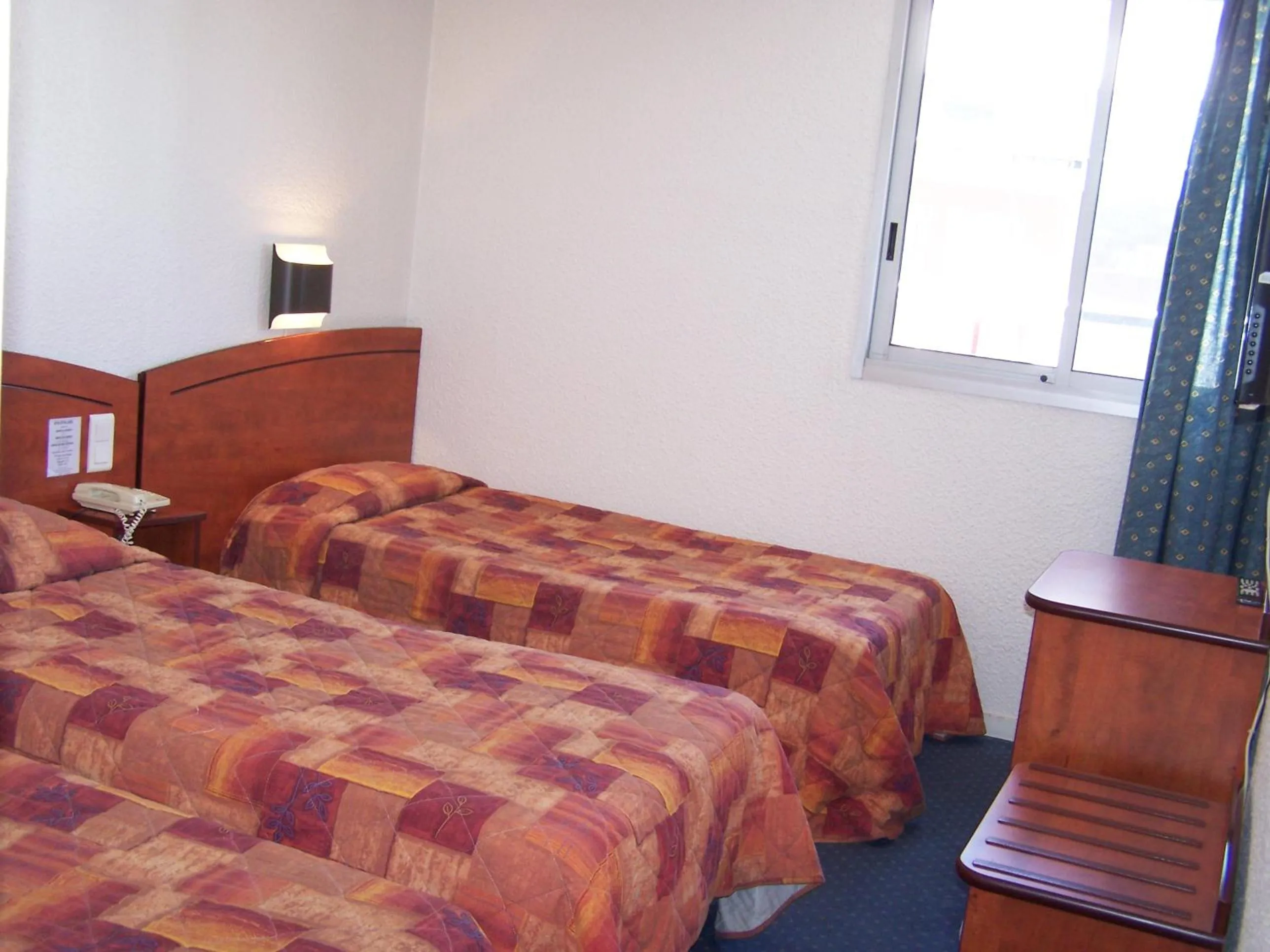 Photo of the whole room, Bed in Hôtel Estival Arriel