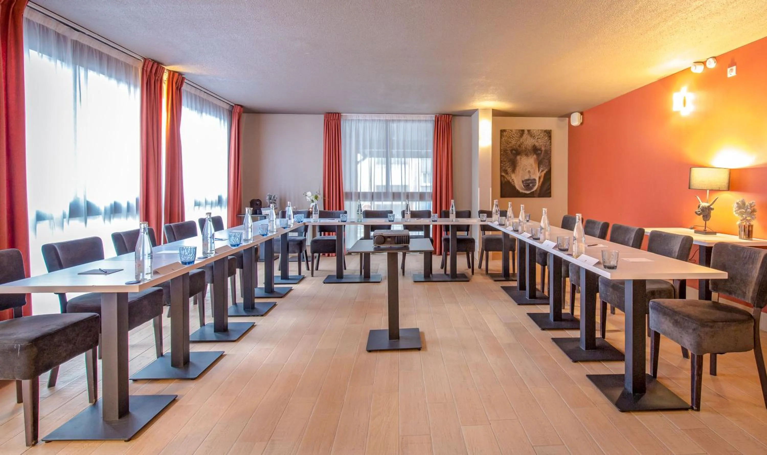 Meeting/conference room in SOWELL HOTELS Le Parc & Spa