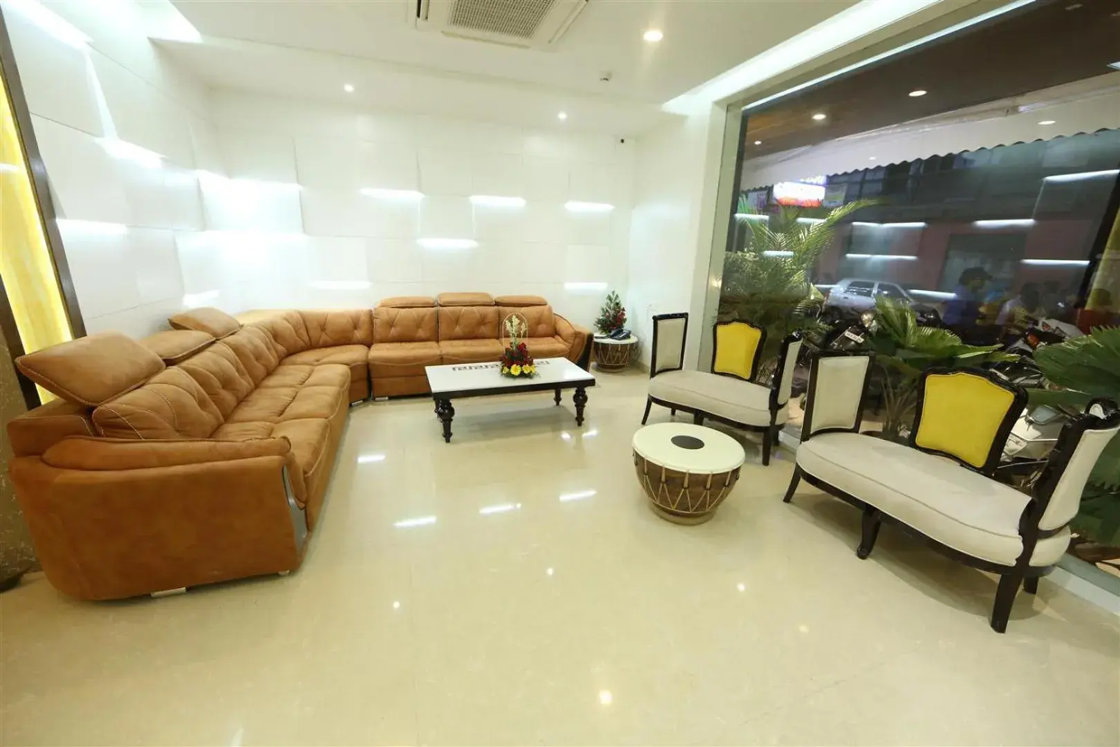 Lobby or reception in Hotel President Lobby or reception in Hotel President