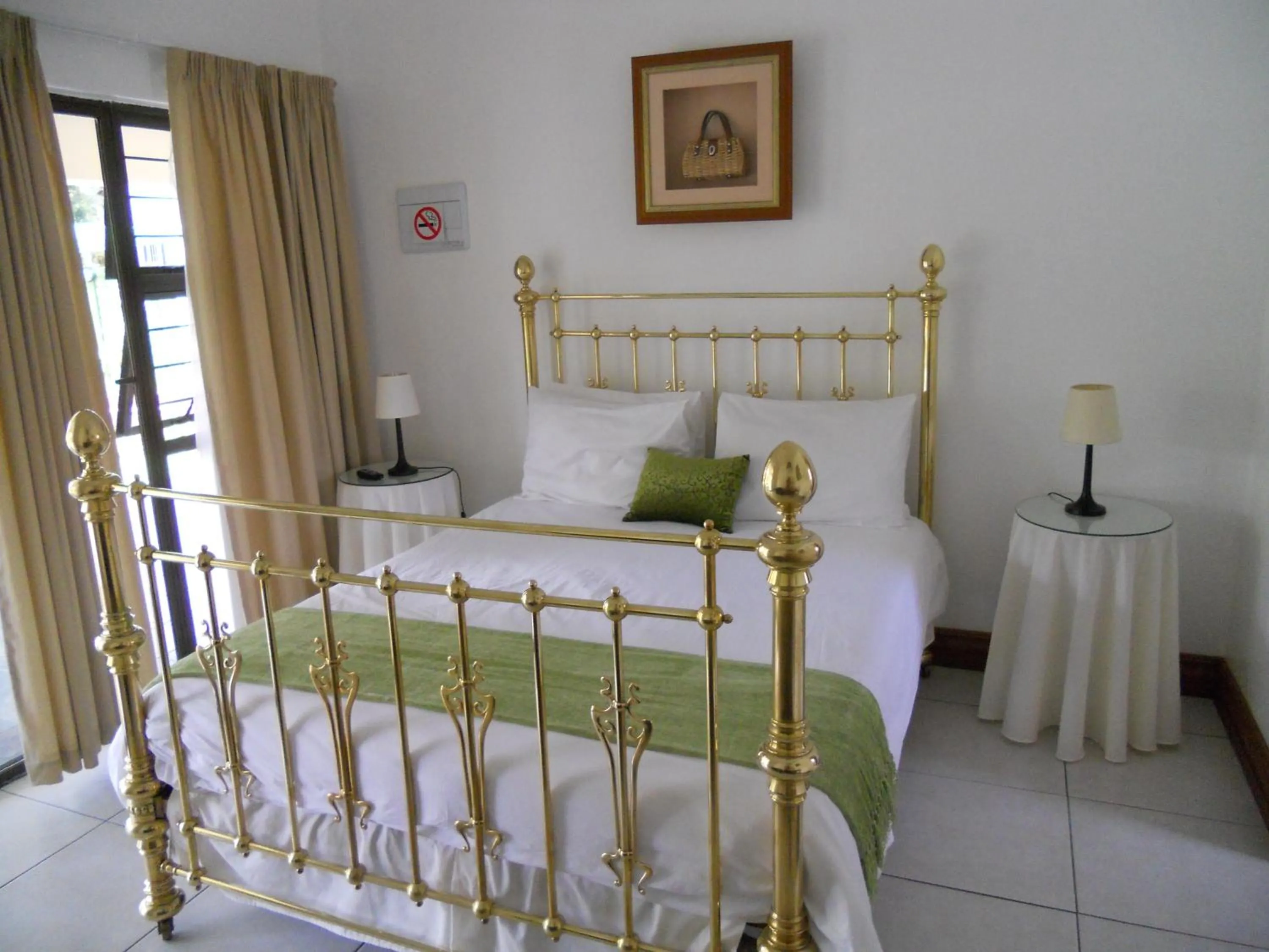 Bed in Homestead Lake Cottage