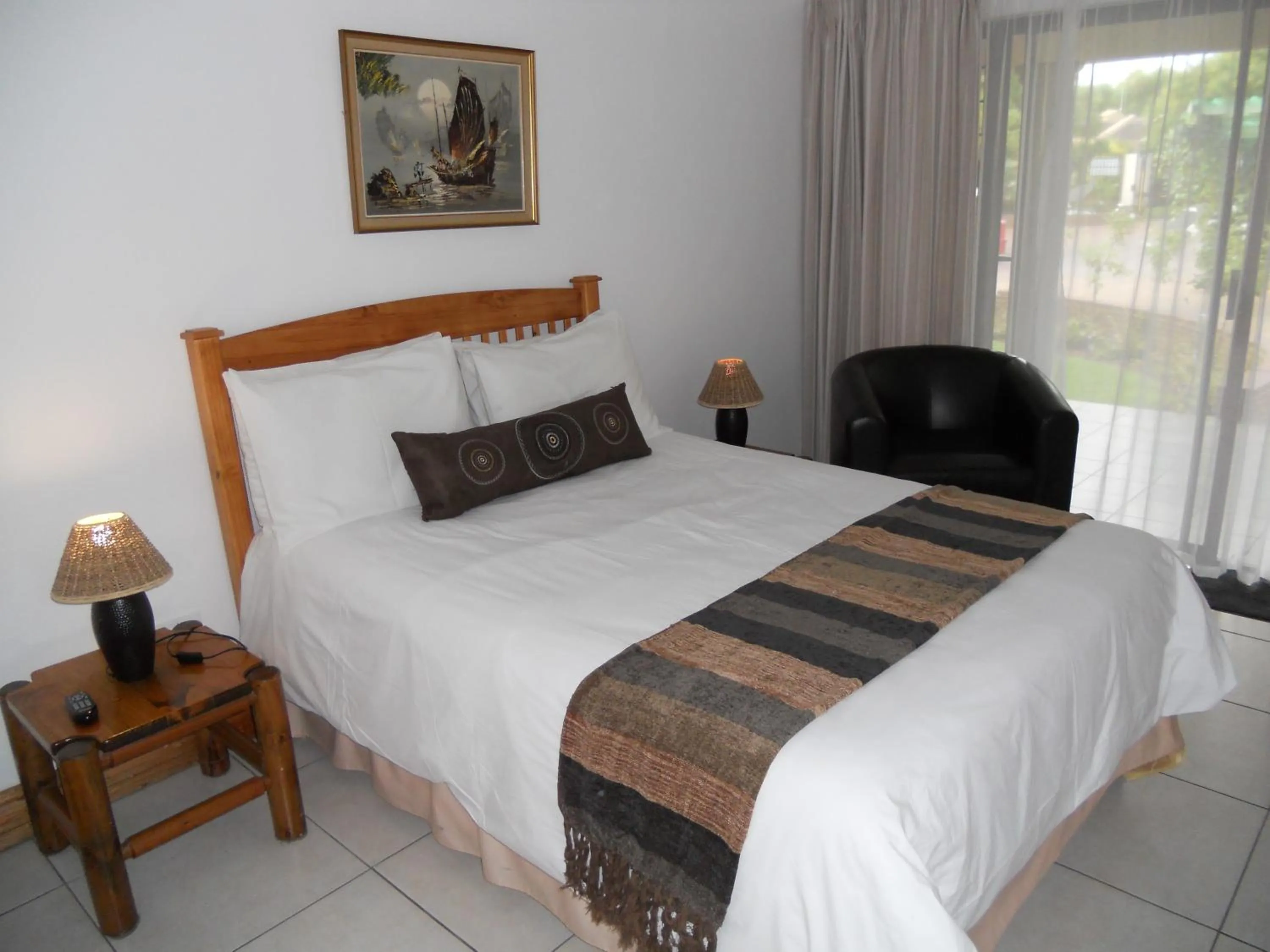 Bed in Homestead Lake Cottage
