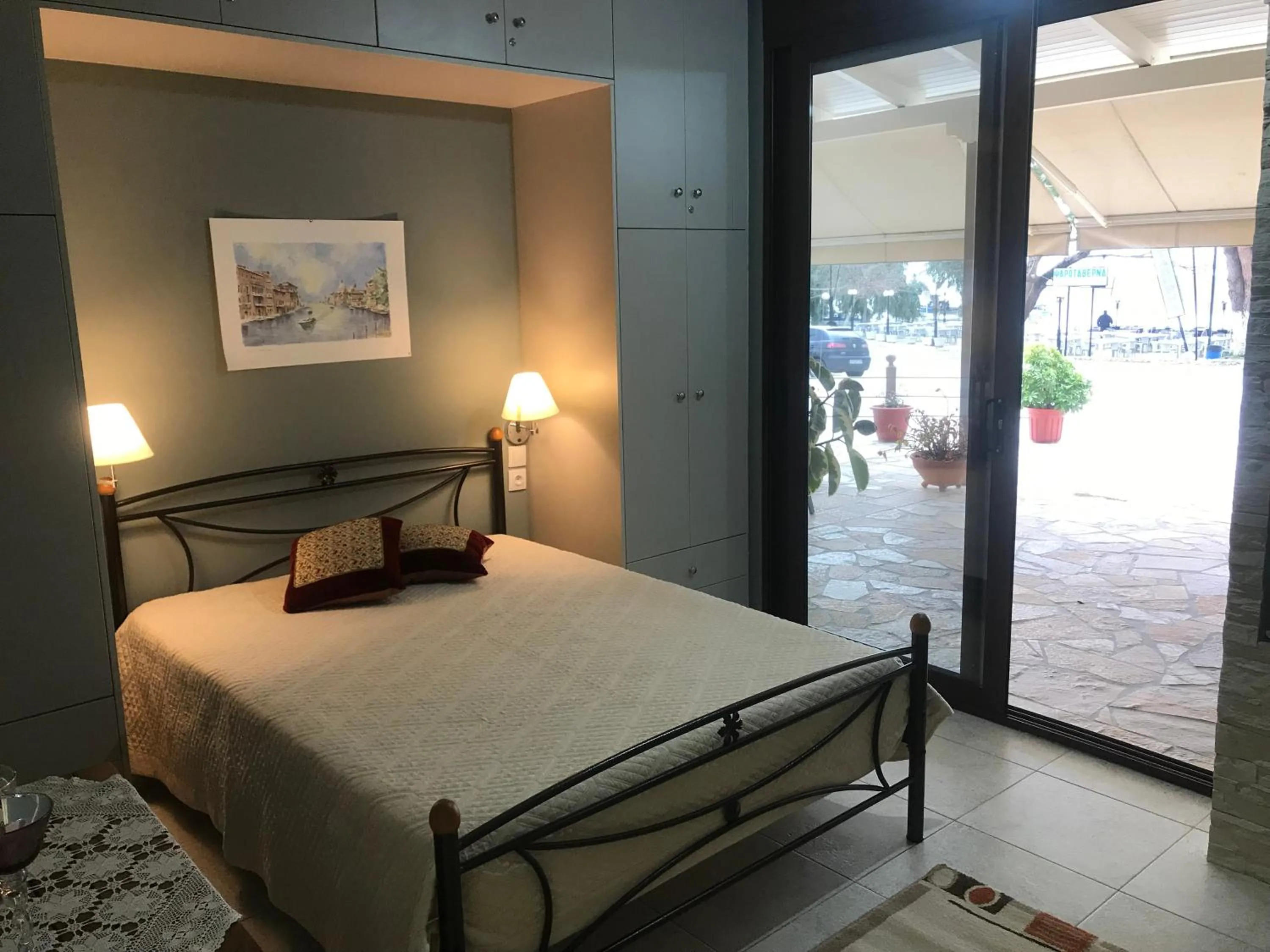 Bed in Corali