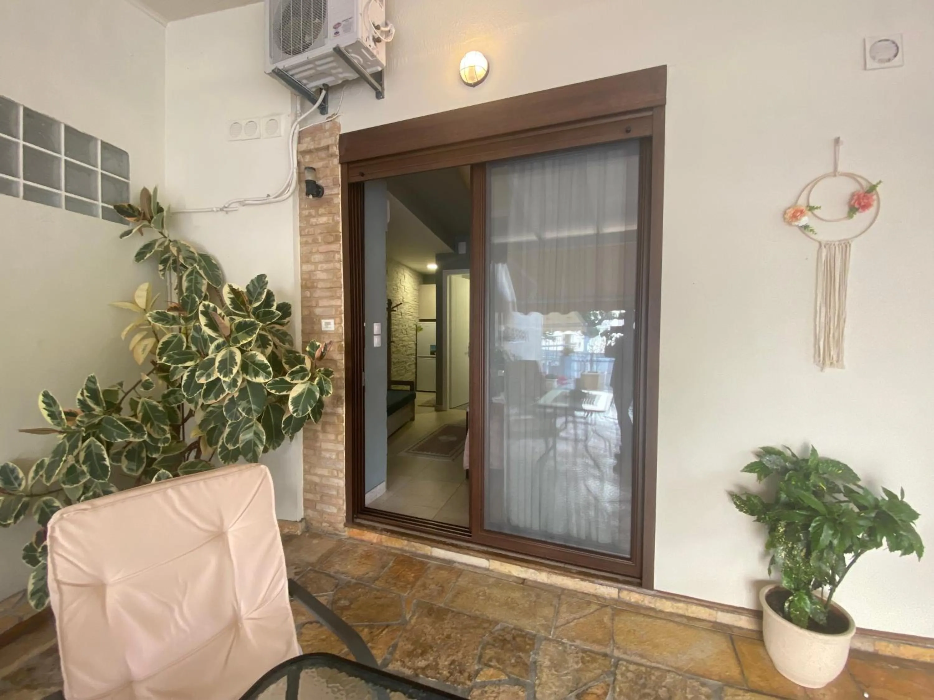 Seating area in Corali