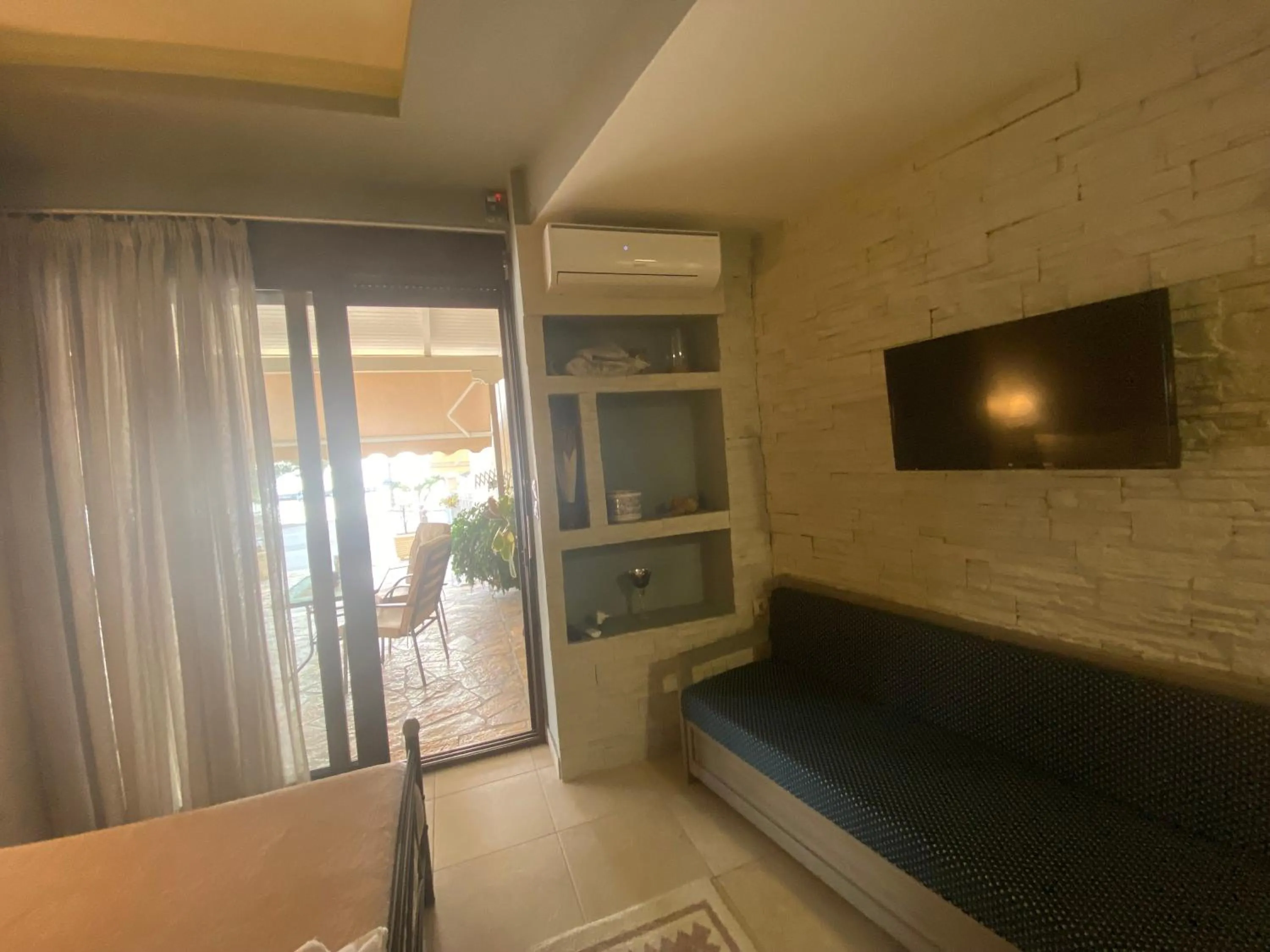 Bed in Corali