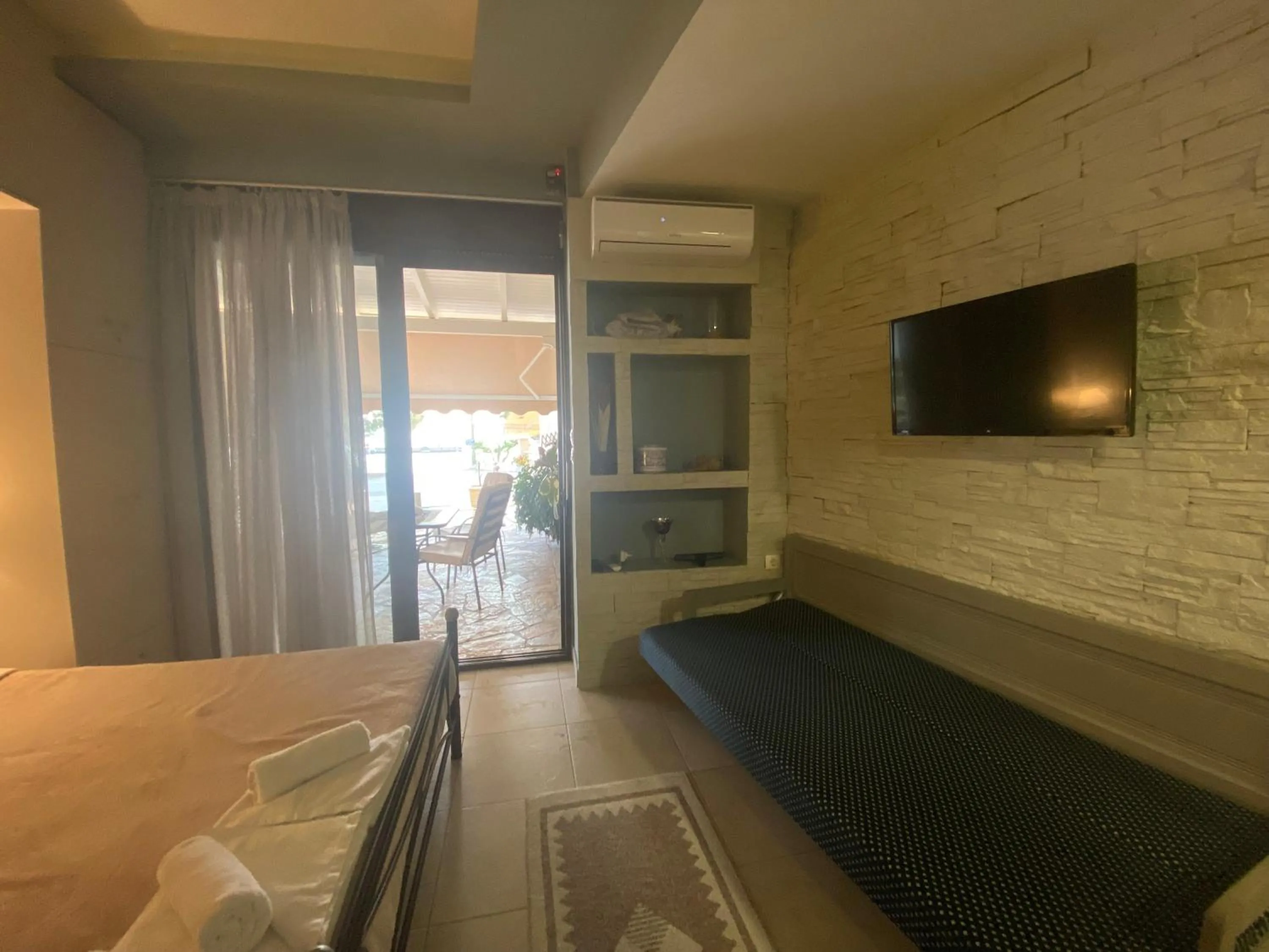 Bed in Corali