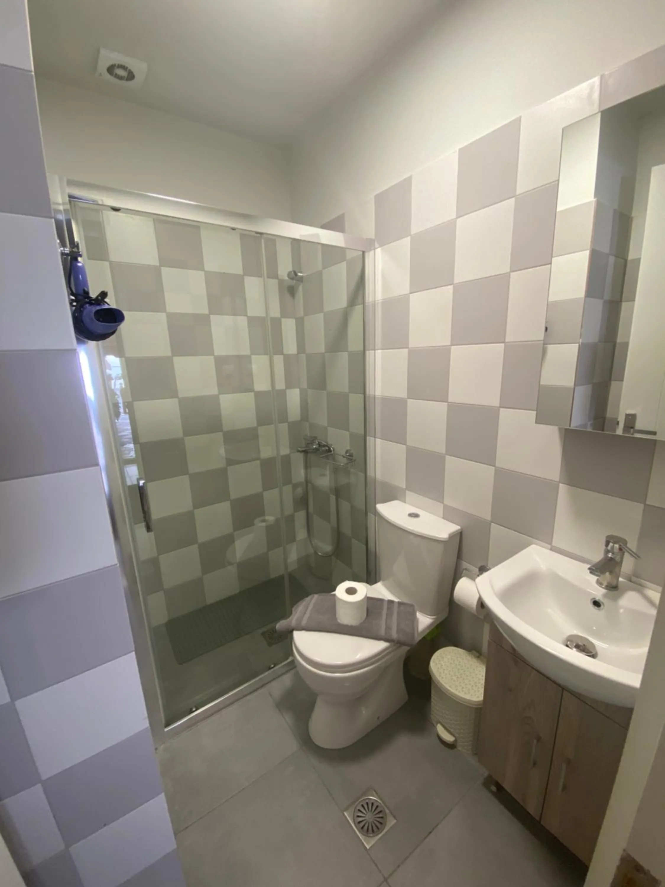 Toilet in Corali