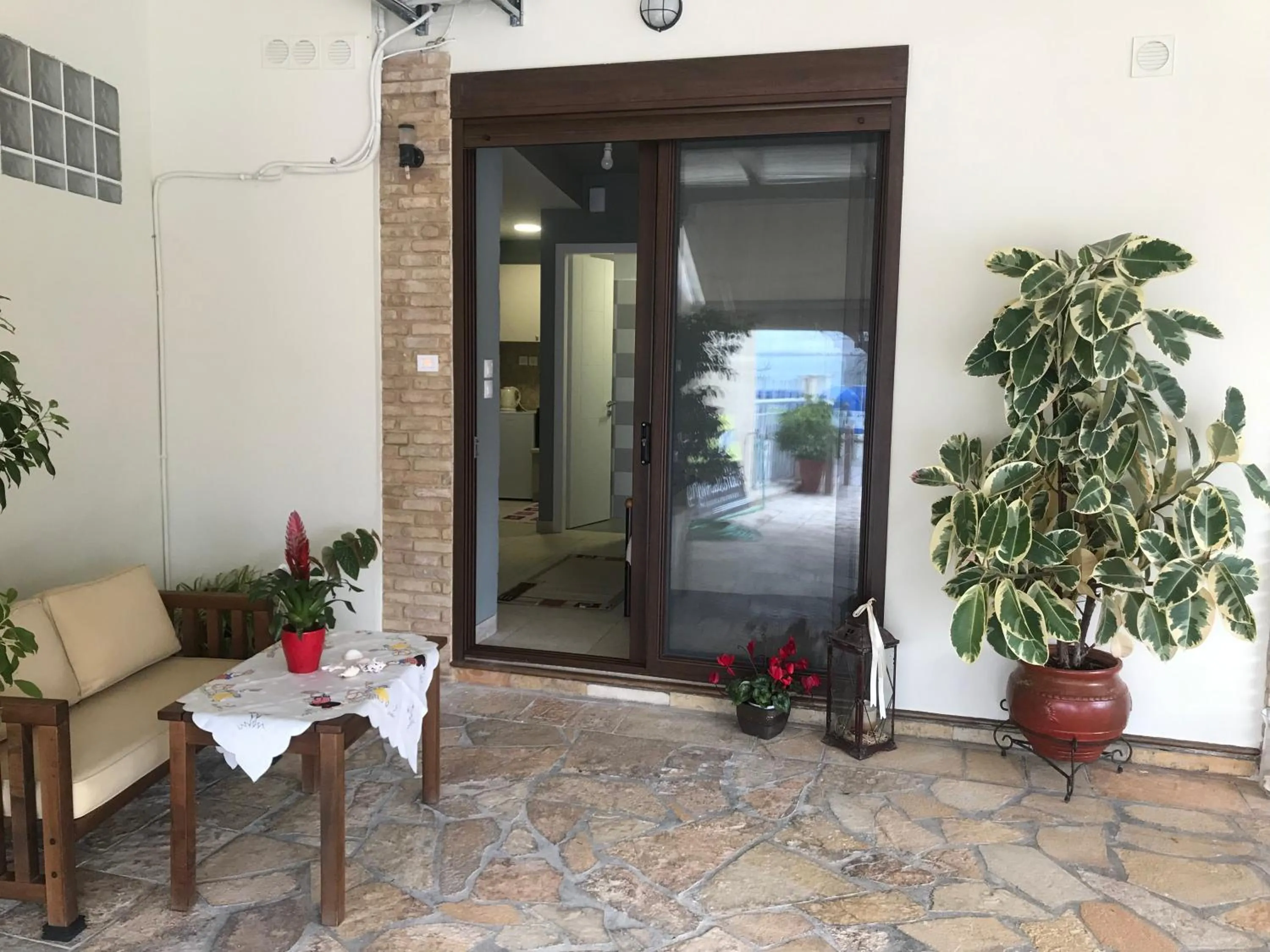 Seating area in Corali