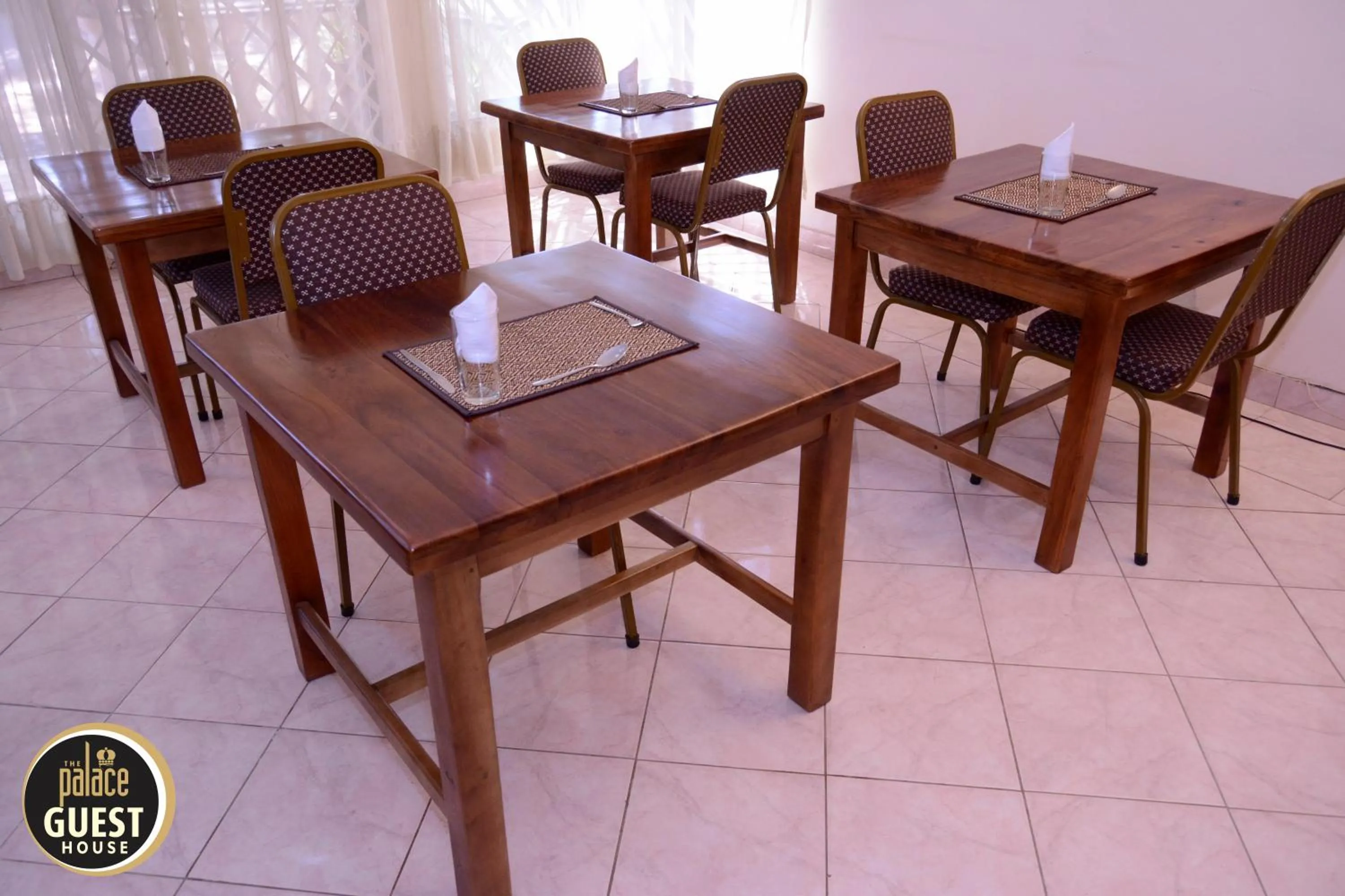 Restaurant/places to eat in The Palace Guest House