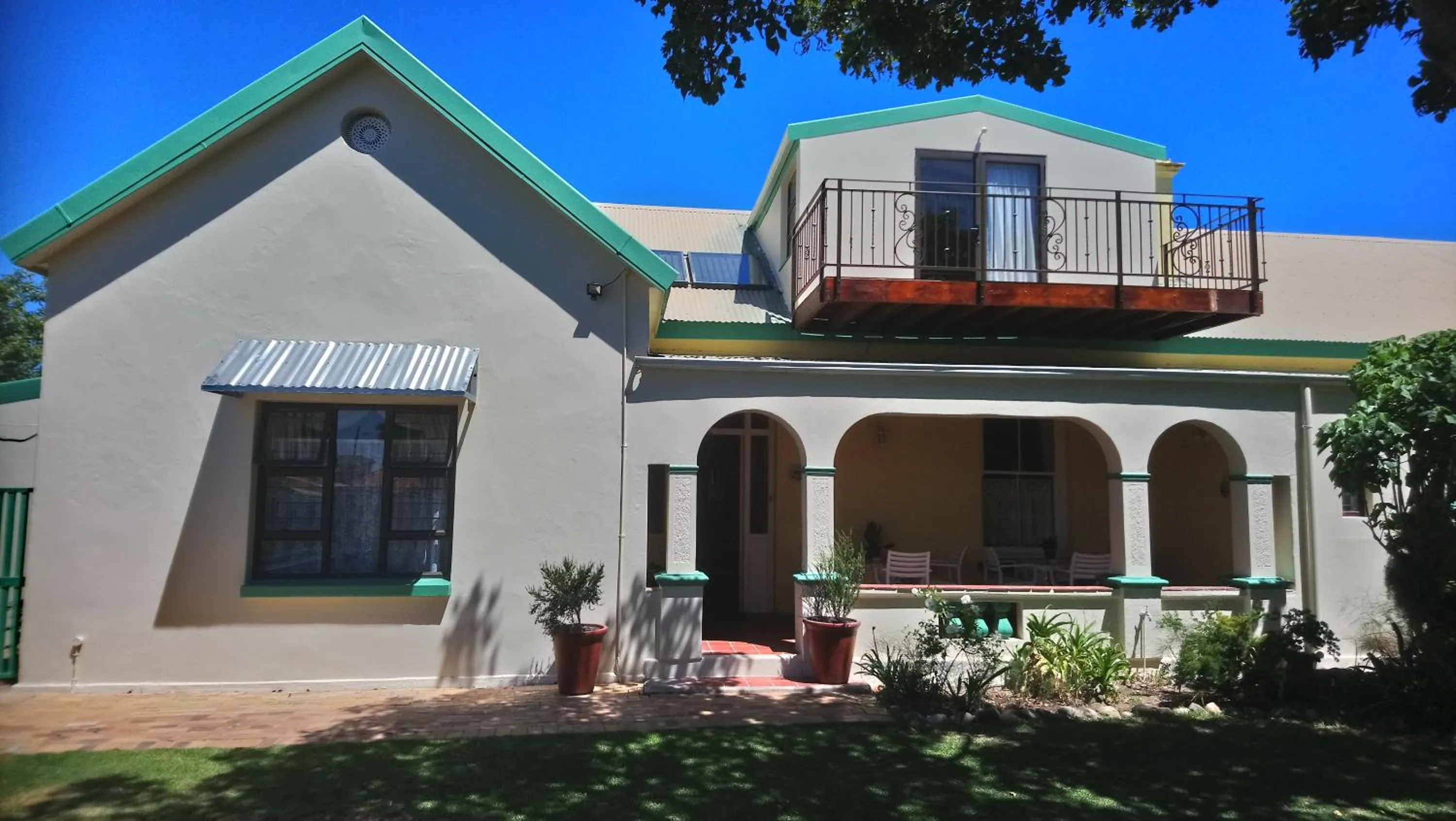 Facade/entrance in Welterusten Guesthouse
