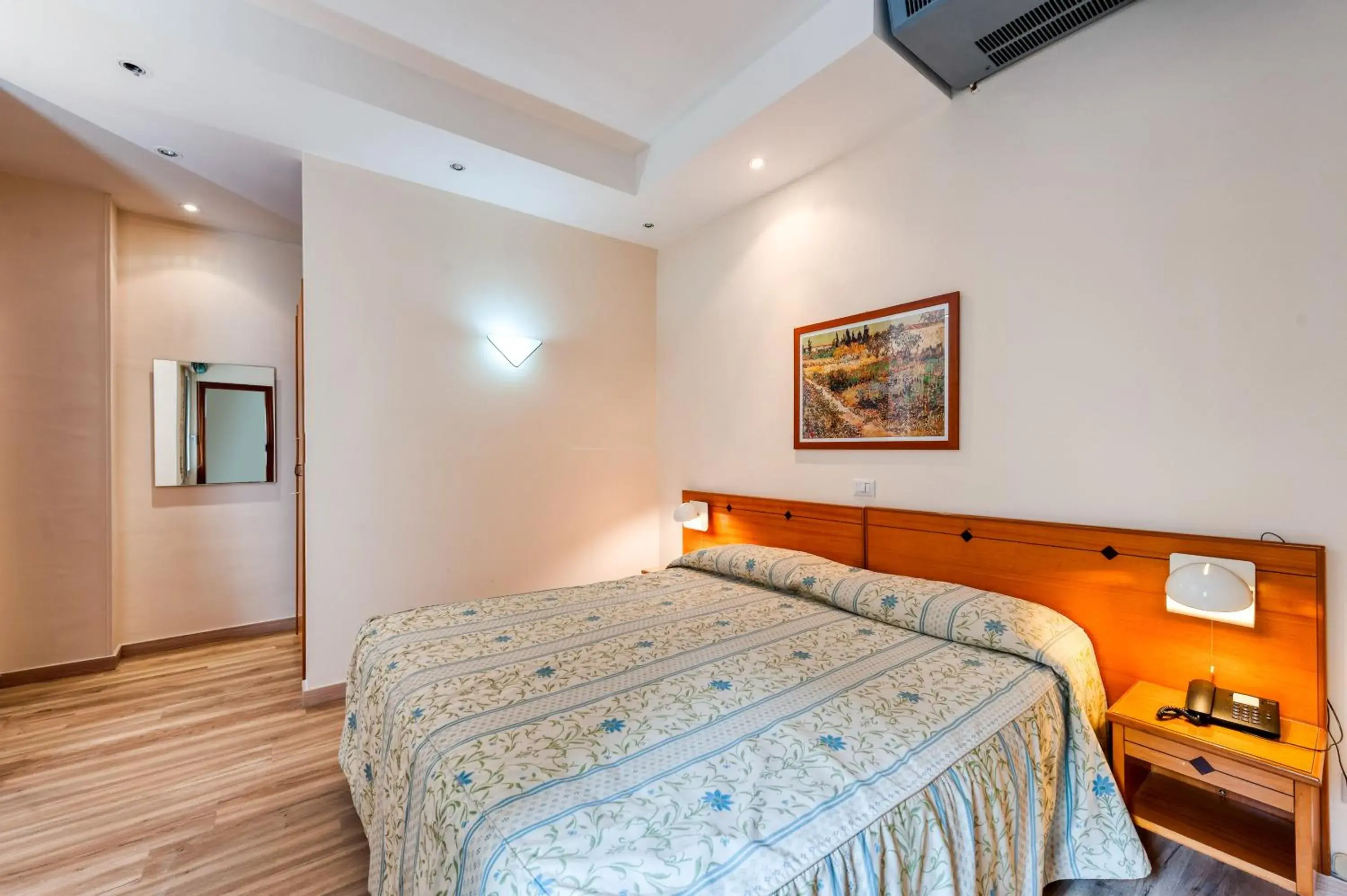 Photo of the whole room, Bed in Hotel Barsotti Photo of the whole room, Bed in Hotel Barsotti