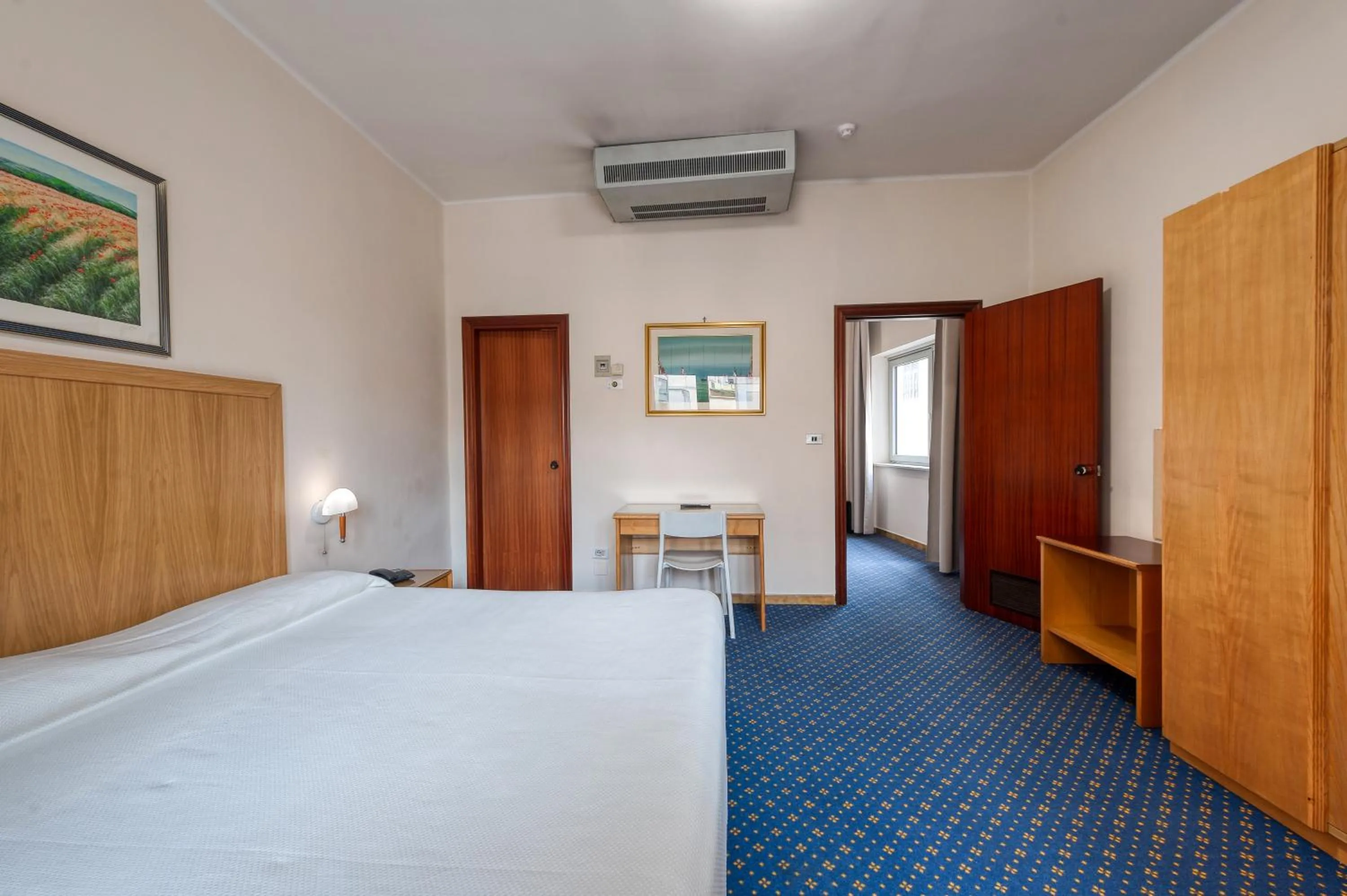 Bed in Hotel Barsotti