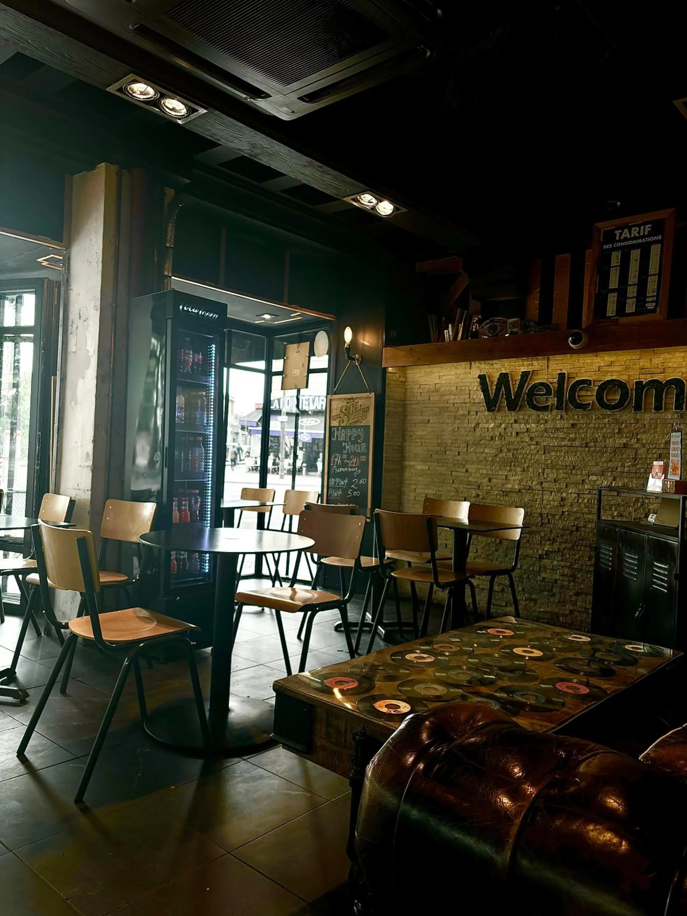 Living room in Peace & Love Hostel