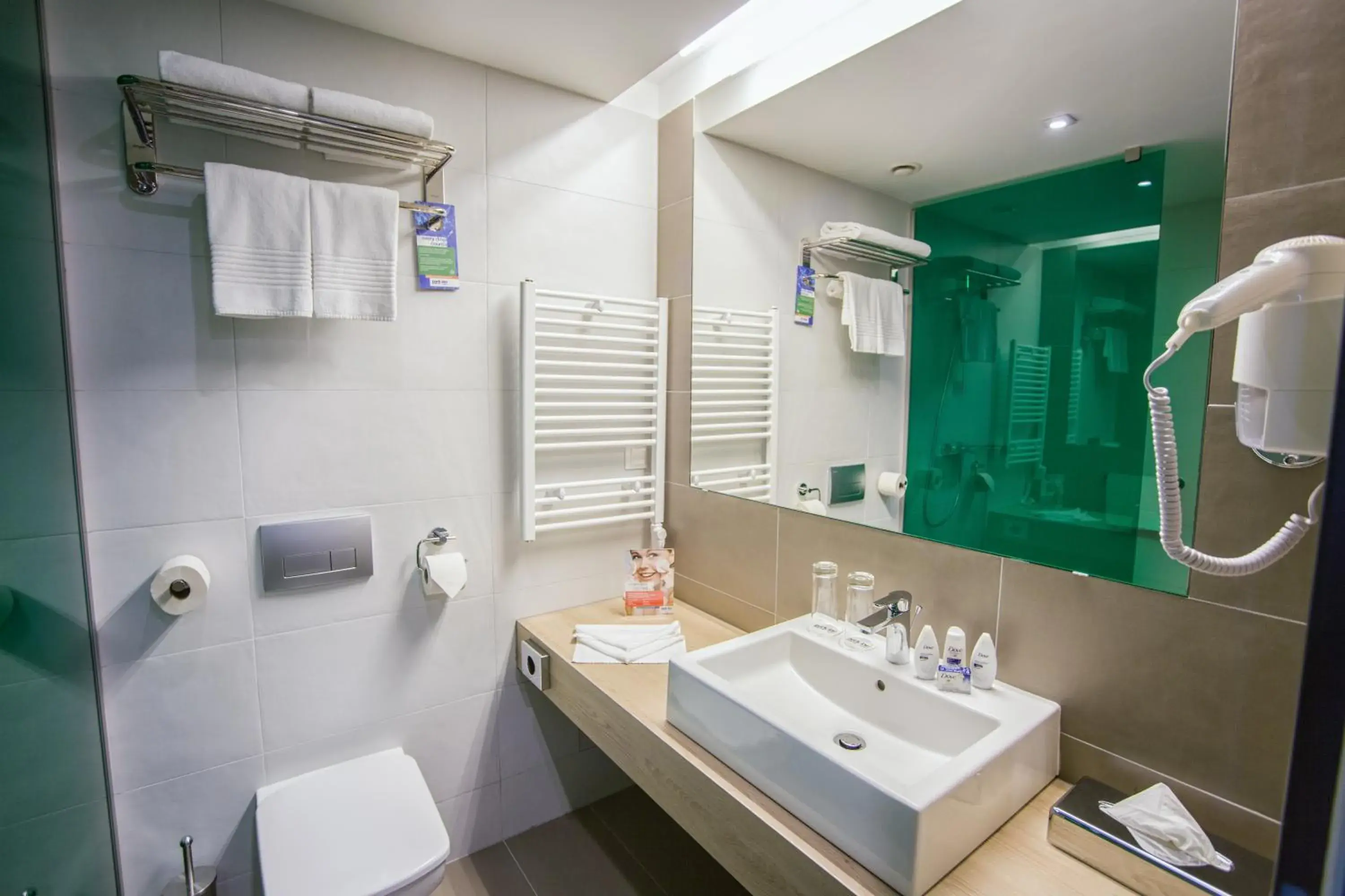 Bathroom in Park Inn by Radisson Zalakaros Hotel & Spa - All inclusive Bathroom in Park Inn by Radisson Zalakaros Hotel & Spa - All inclusive