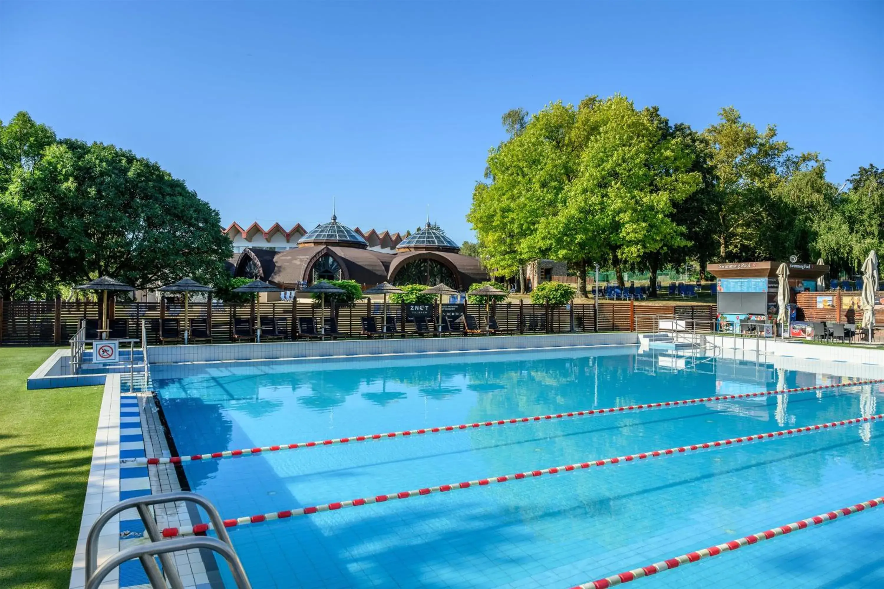 Pool view in Park Inn by Radisson Zalakaros Hotel & Spa - All inclusive Pool view in Park Inn by Radisson Zalakaros Hotel & Spa - All inclusive