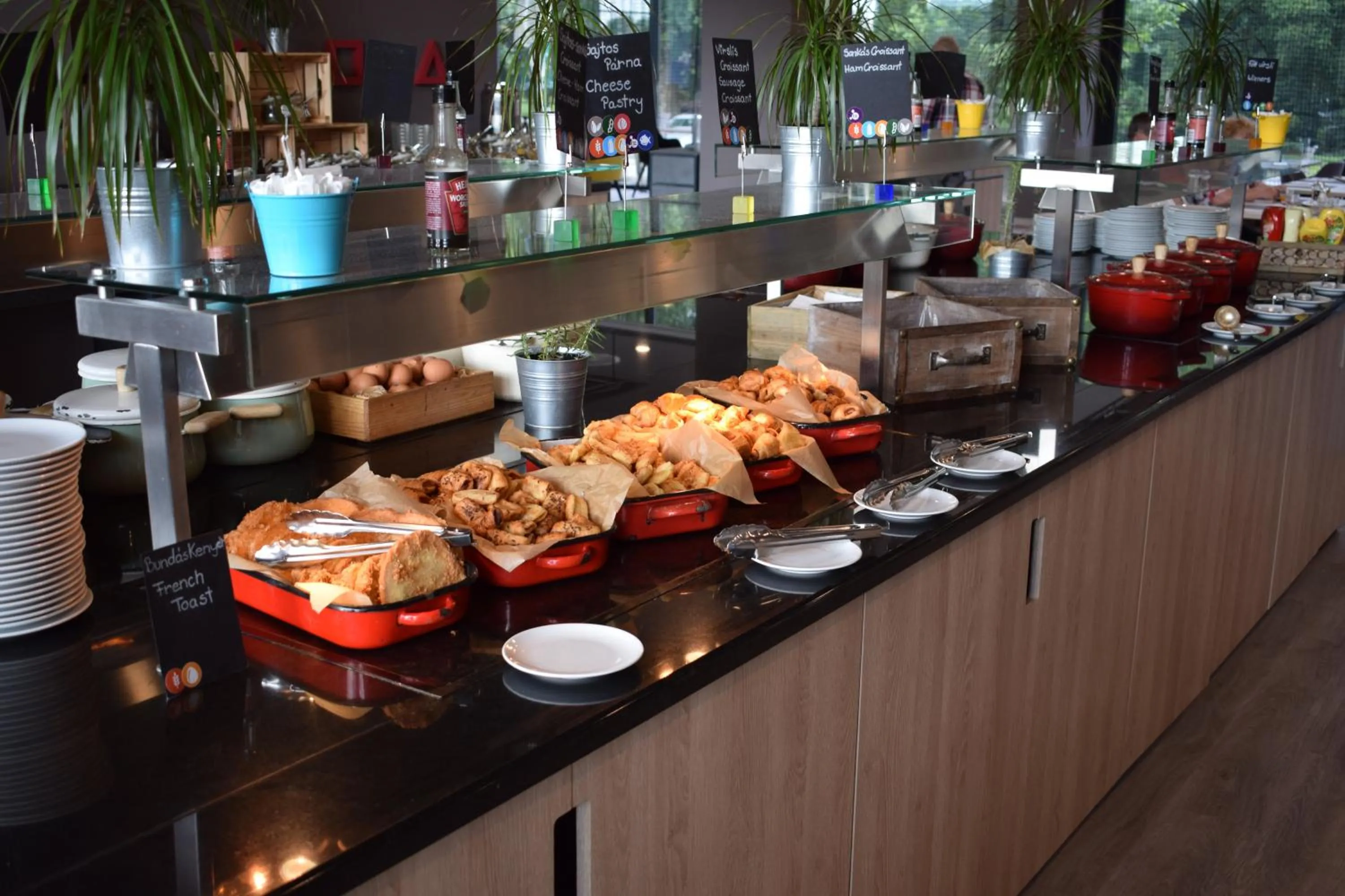 Buffet breakfast in Park Inn by Radisson Zalakaros Hotel & Spa - All inclusive