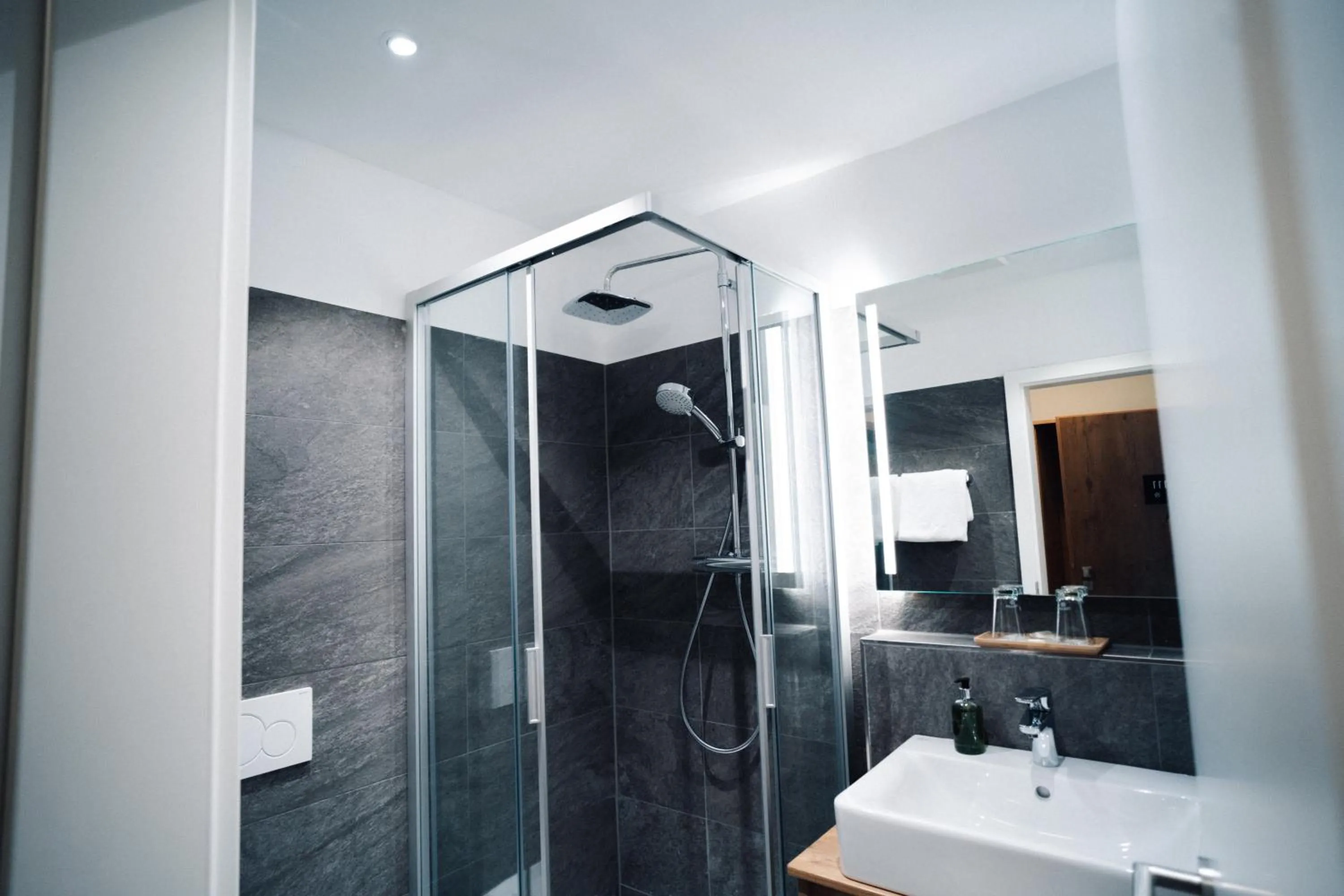 Bathroom in Hotel Rodderhof