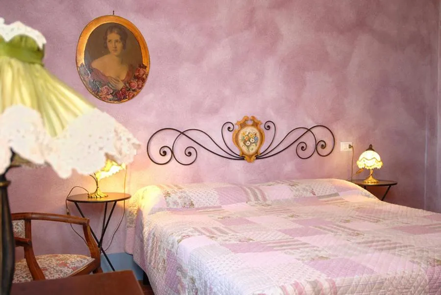 Photo of the whole room, Bed in Tenuta Santagnese