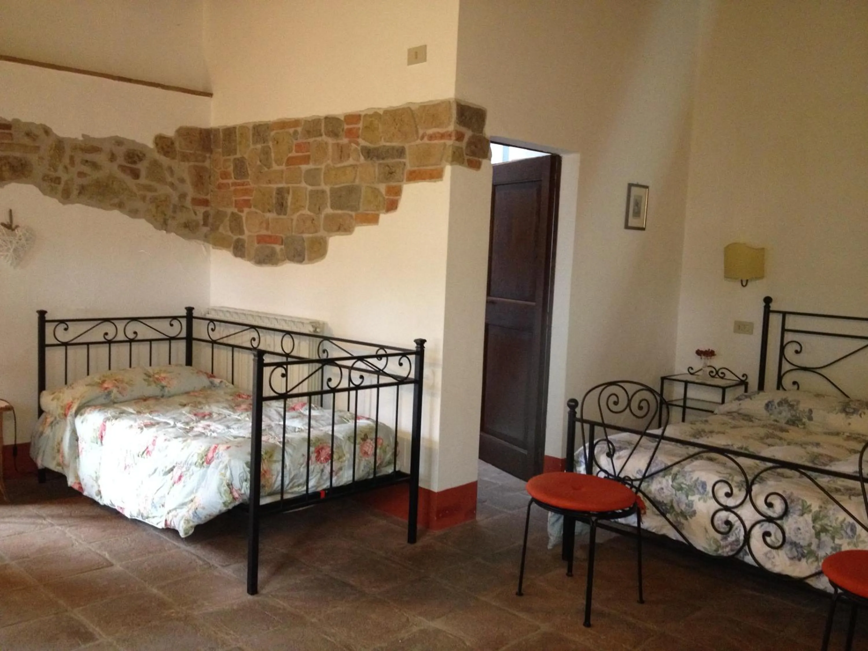 Photo of the whole room, Bed in Tenuta Santagnese