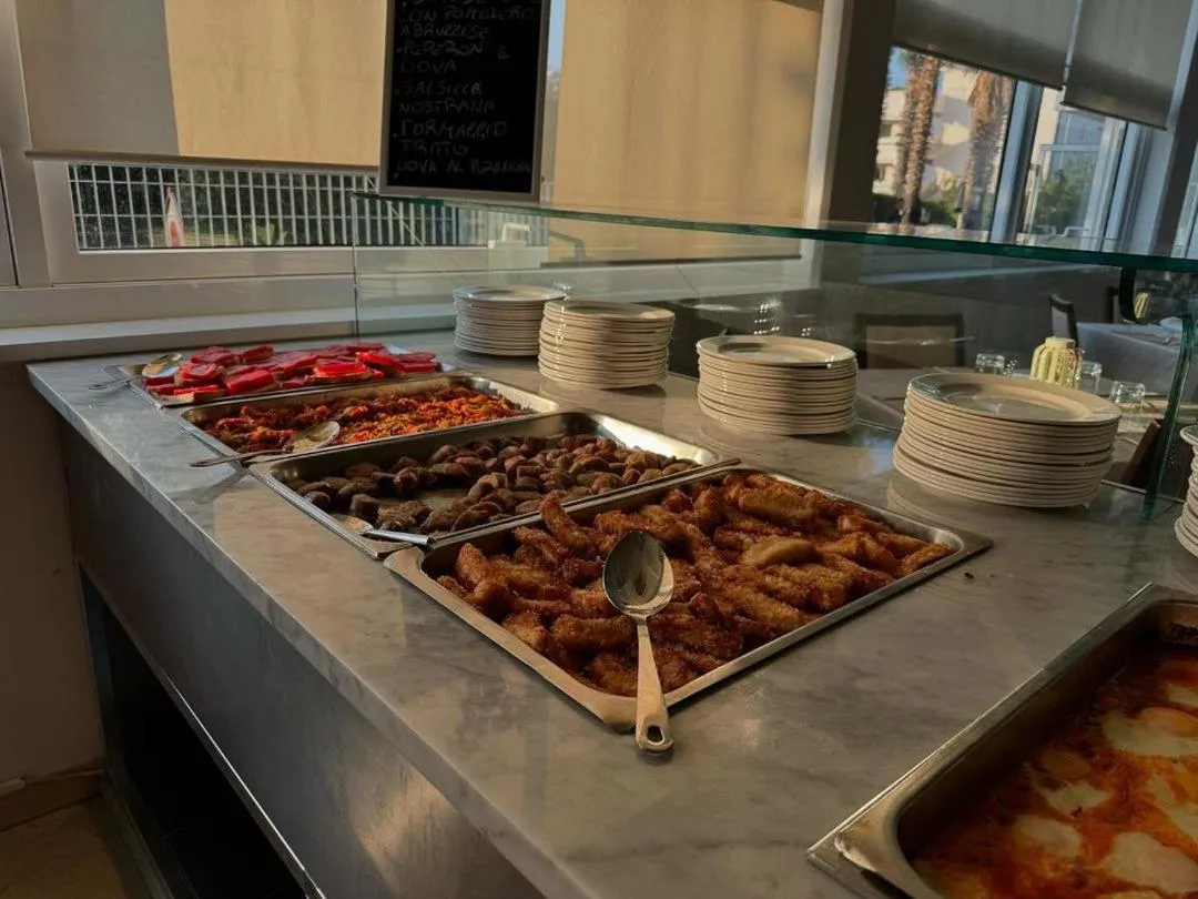 Restaurant/places to eat in SeaPark SPA Resort