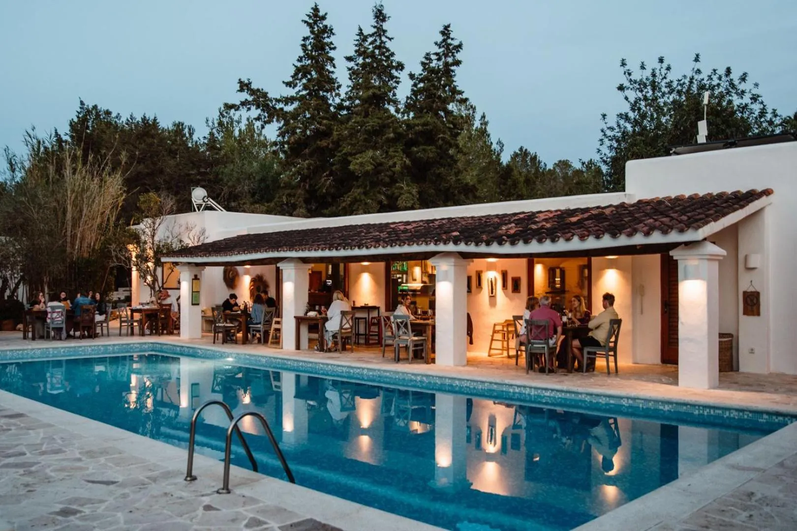 Restaurant/places to eat in Can Vistabella Boutique Resort