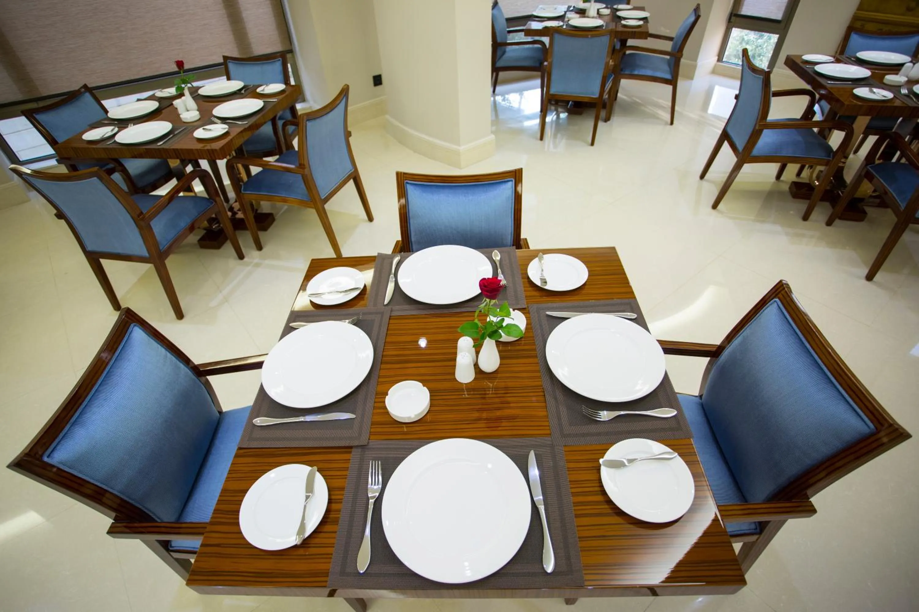 Restaurant/places to eat in The Rooms Boutique Hotel