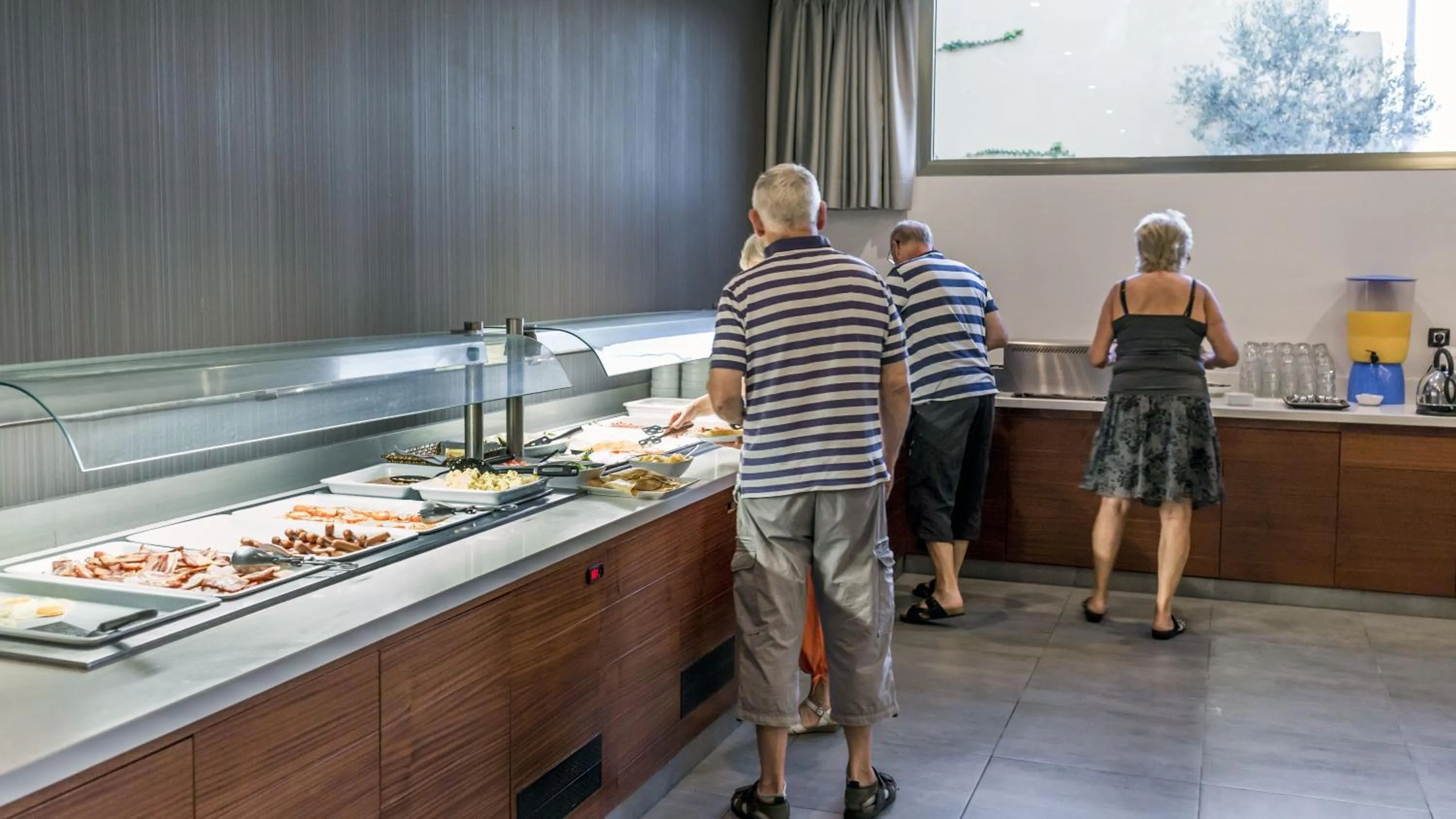 Buffet breakfast in Villa del Mar