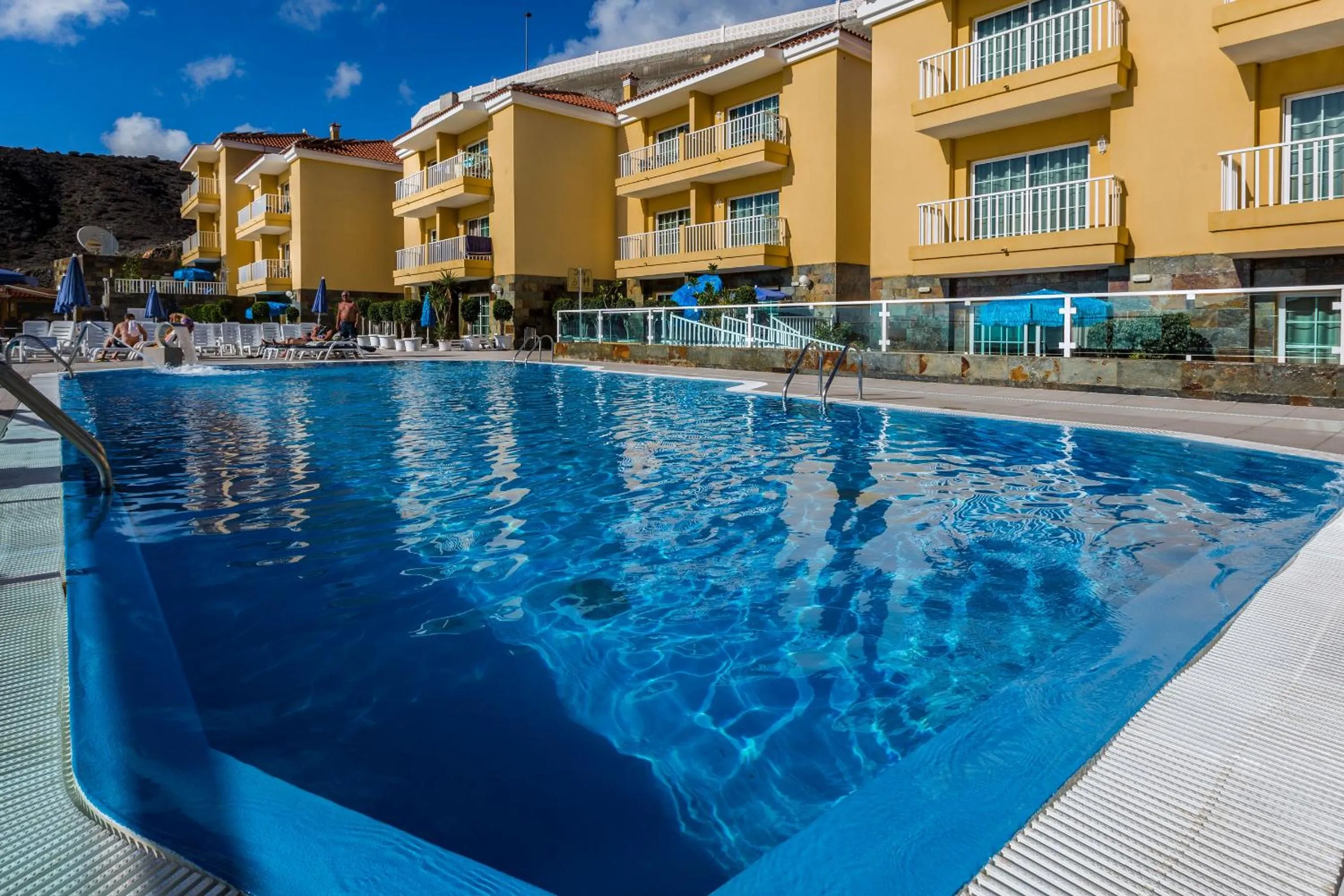 Swimming pool in Villa del Mar